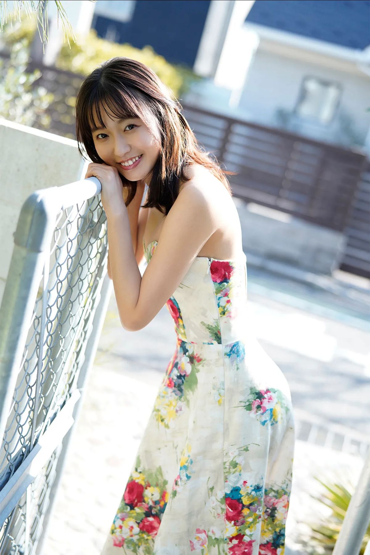 志田音々 - 癒やしの純潔ビキニ/(103P)