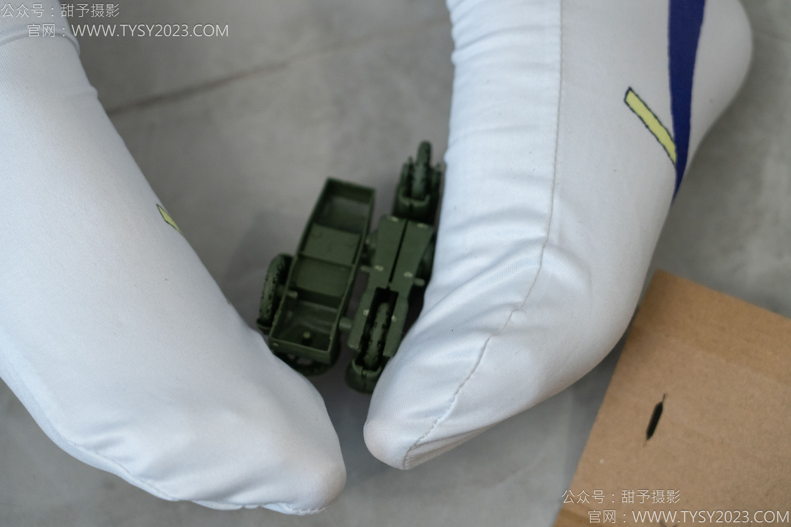 甜予摄影 No.122 璇璇 - cos连体服、小人国剧情/(130P)