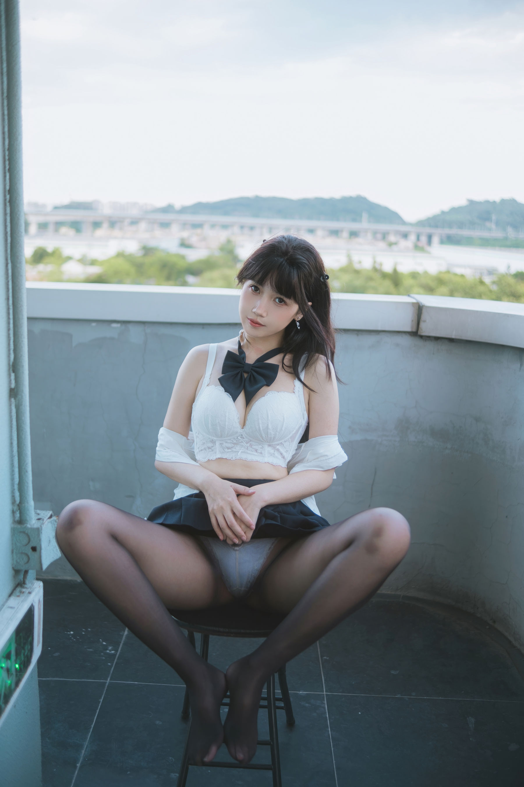 微博人气Coser 不呆猫 - JK学妹户外/(59P)