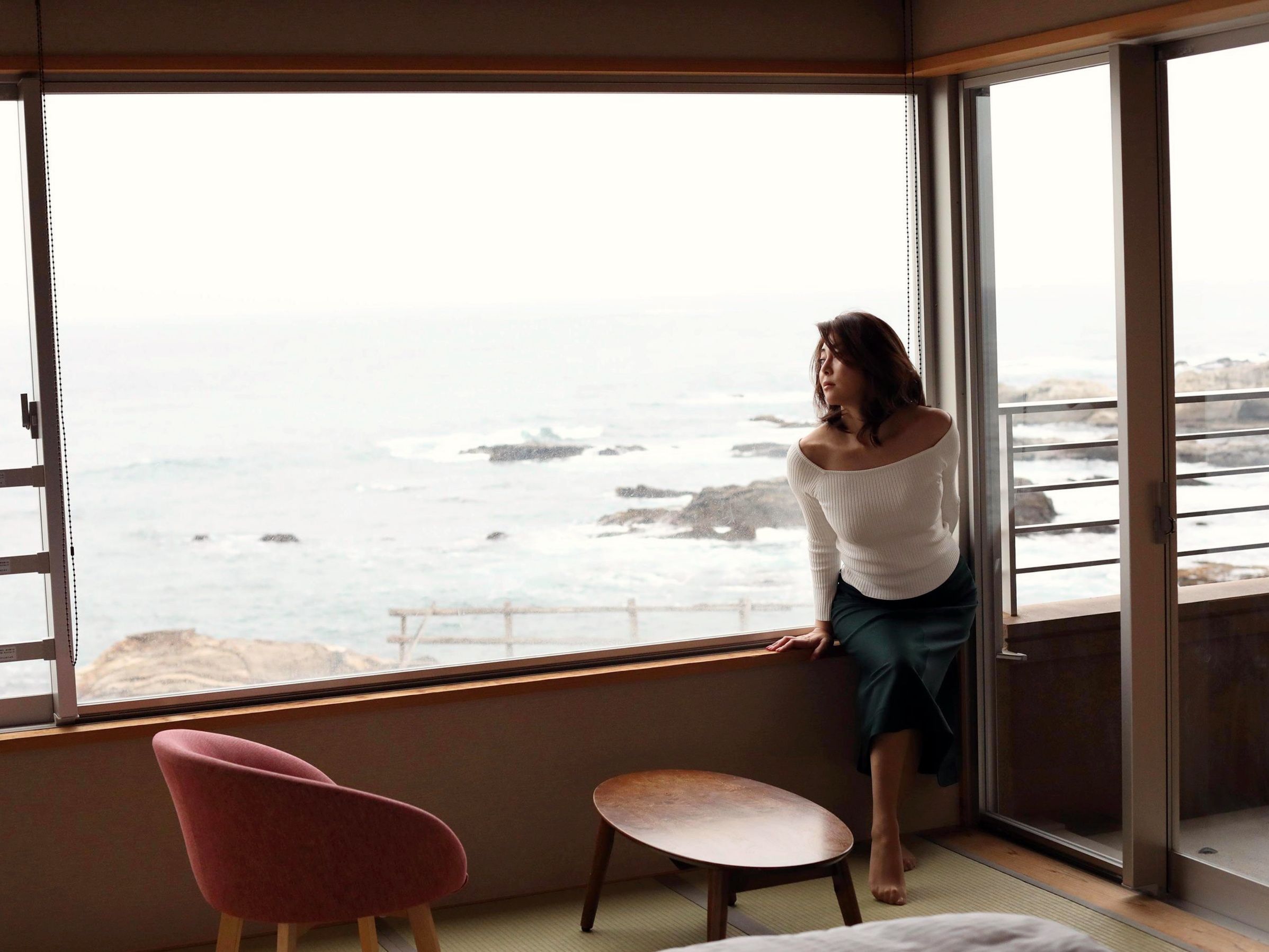 岡元あつこ - ギュッと抱きしめて/(54P)