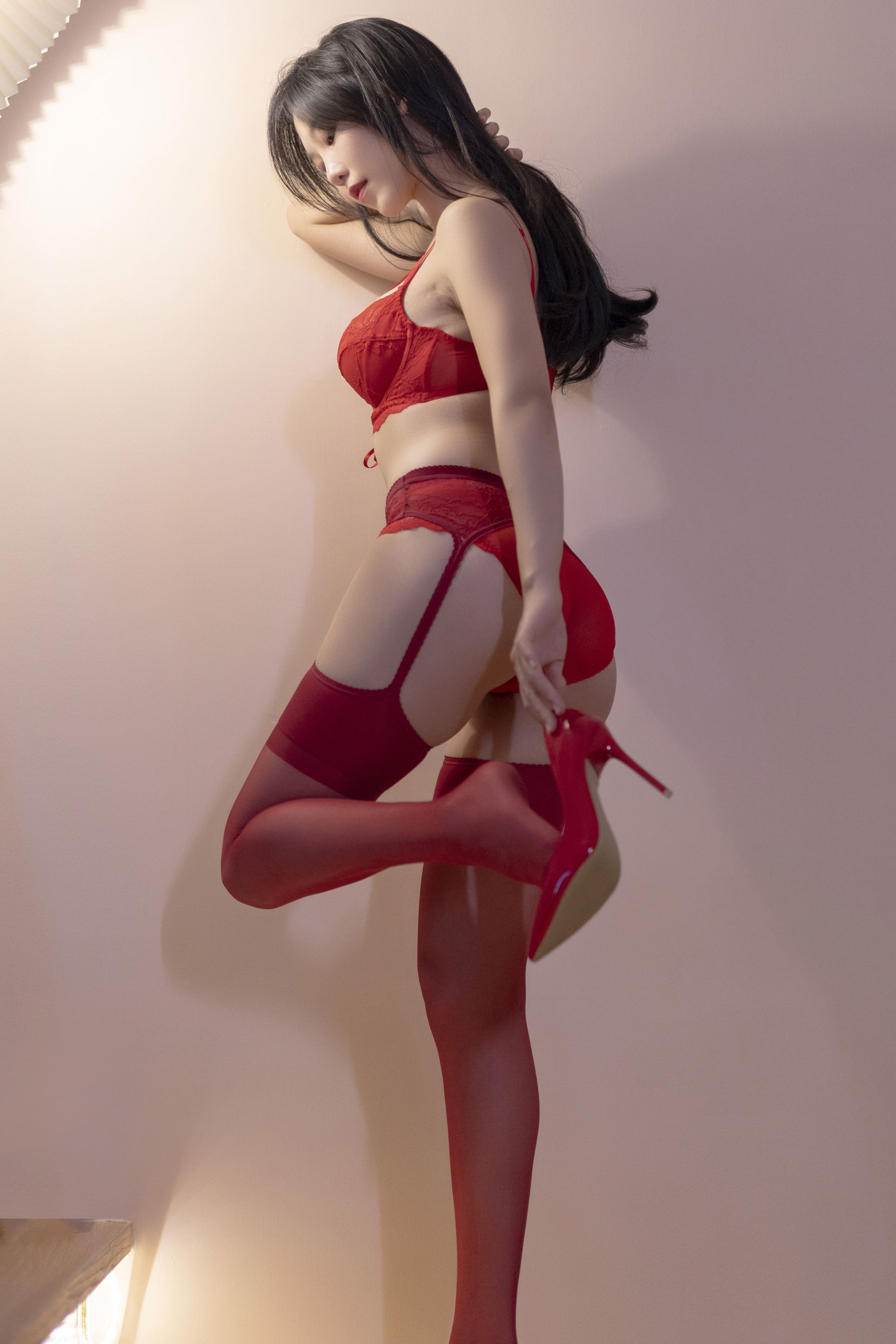 抖娘 -利世图集 - 红涩小铃铛/(84P)