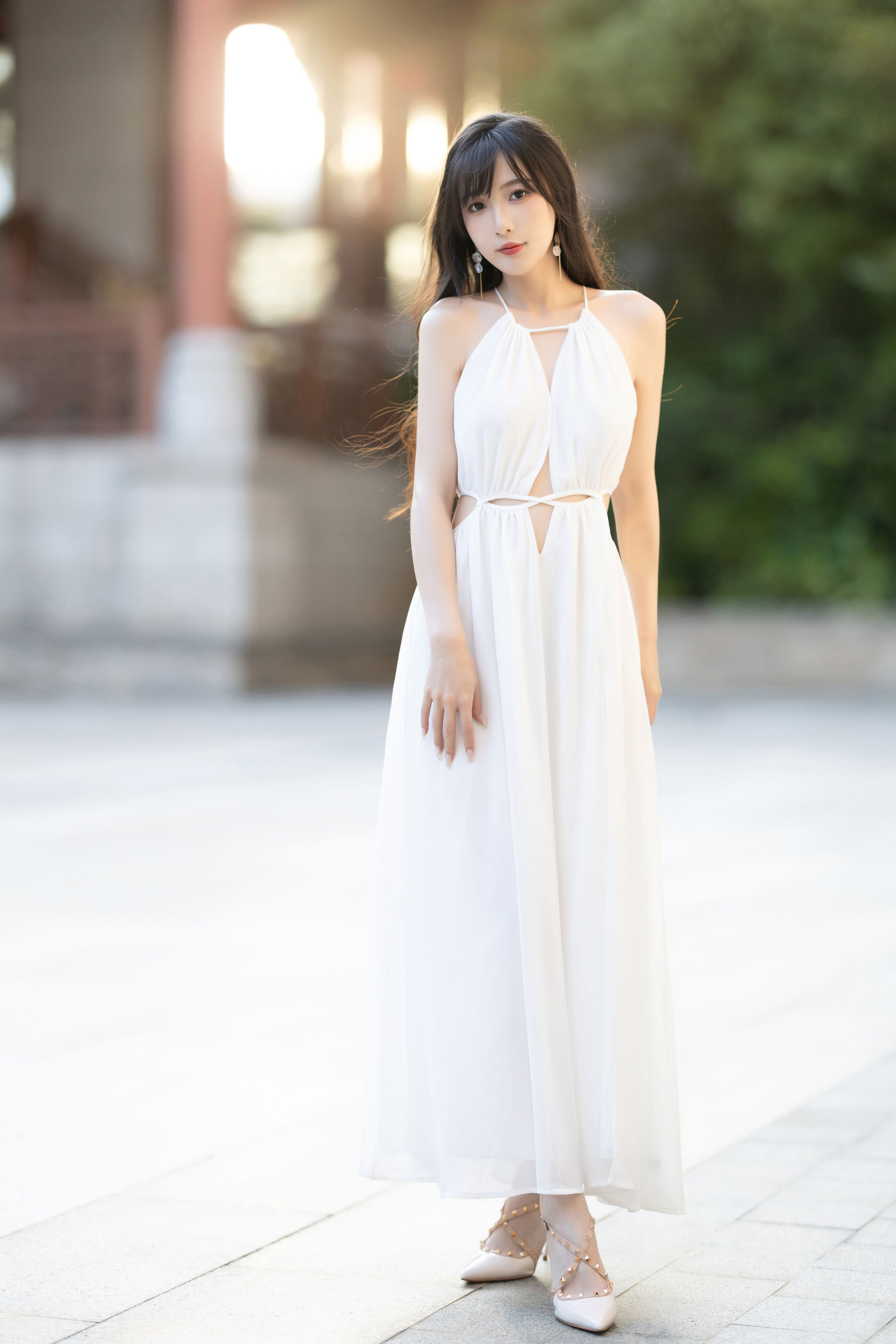 林星阑 - 白色连衣裙/(80P)