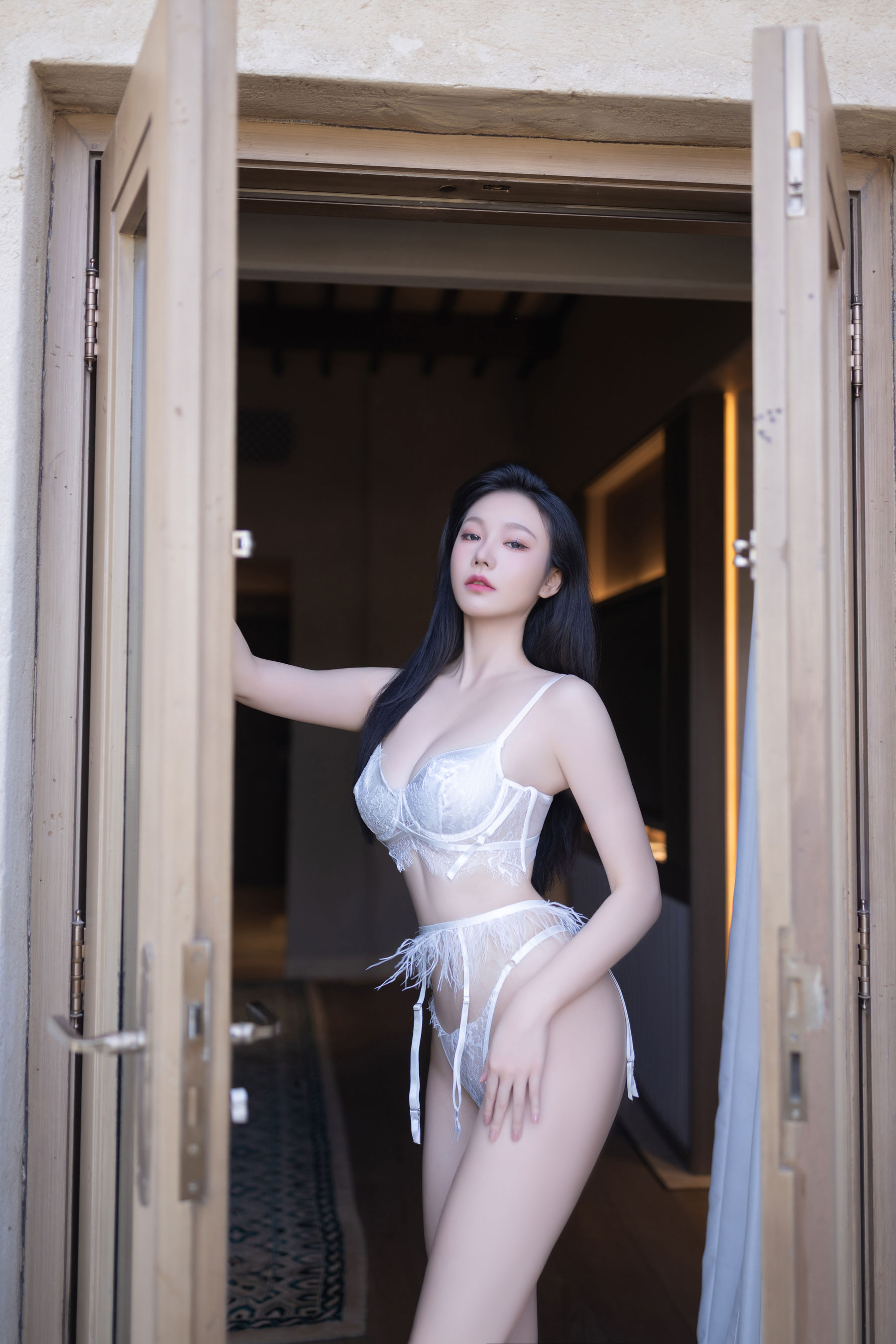 安然 - 白色内衣/(90P)