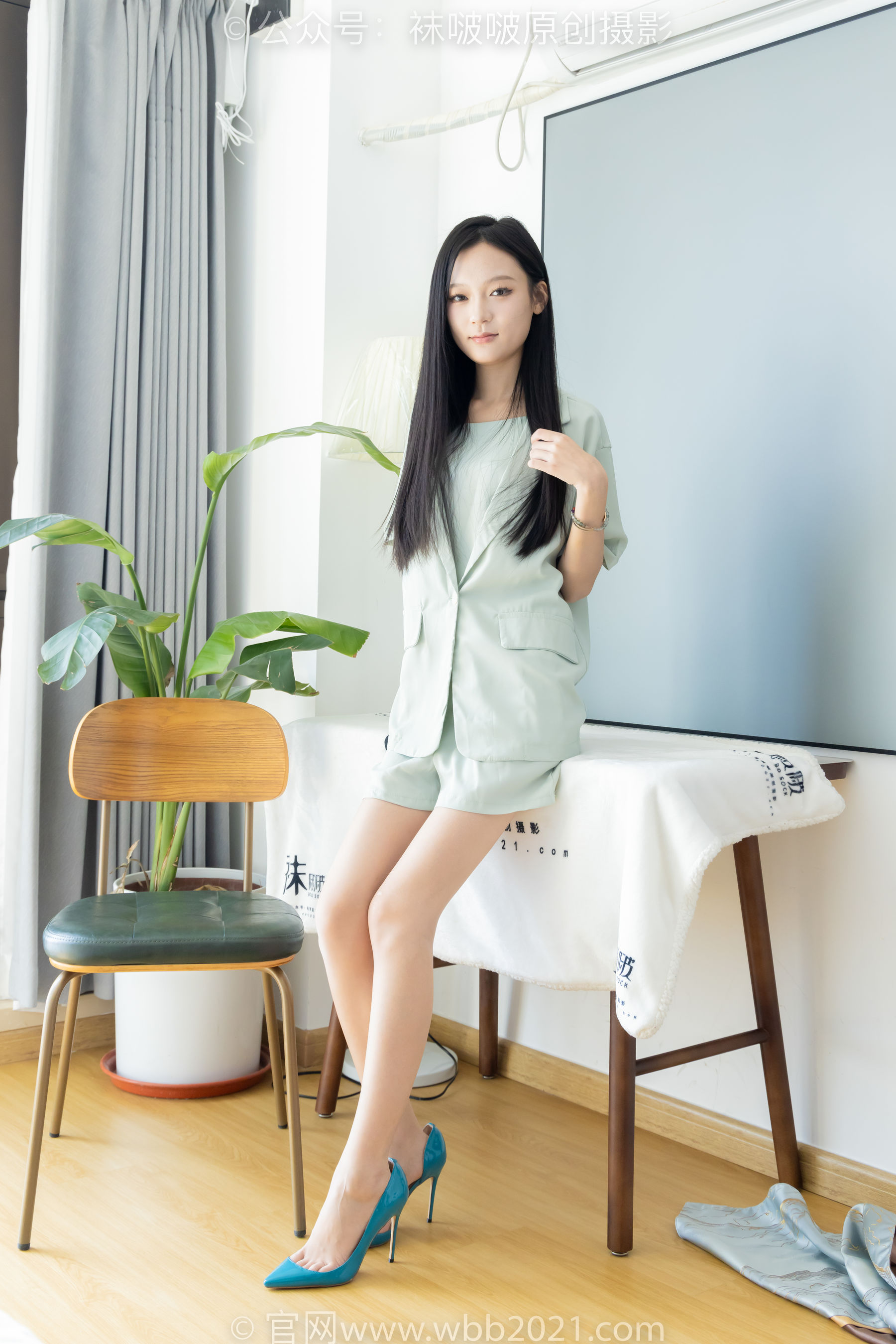 BoBoSocks袜啵啵 No.526 焦糖 - 三双高跟鞋、薄肉丝、裸足/(145P)