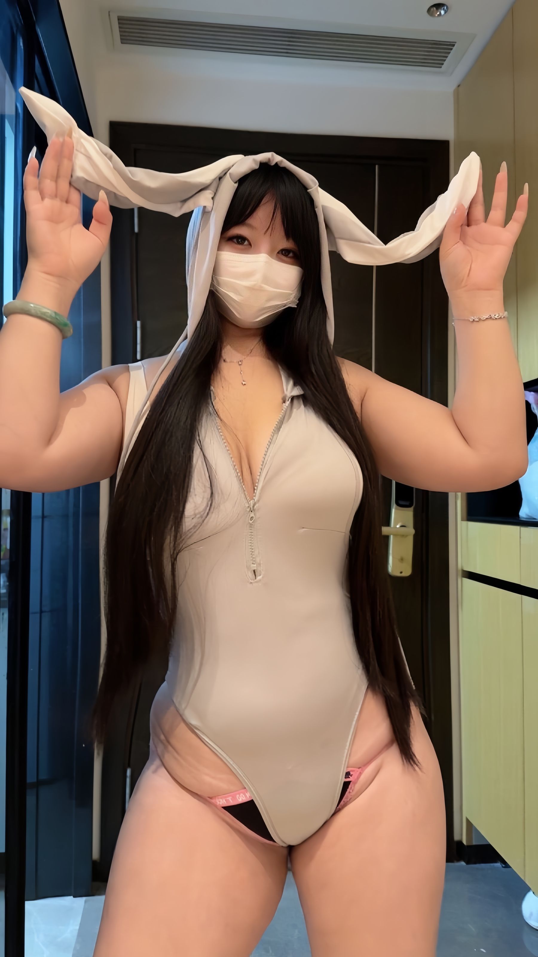 智惠姐姐 - 情趣连体粉嫩丁/(21P)