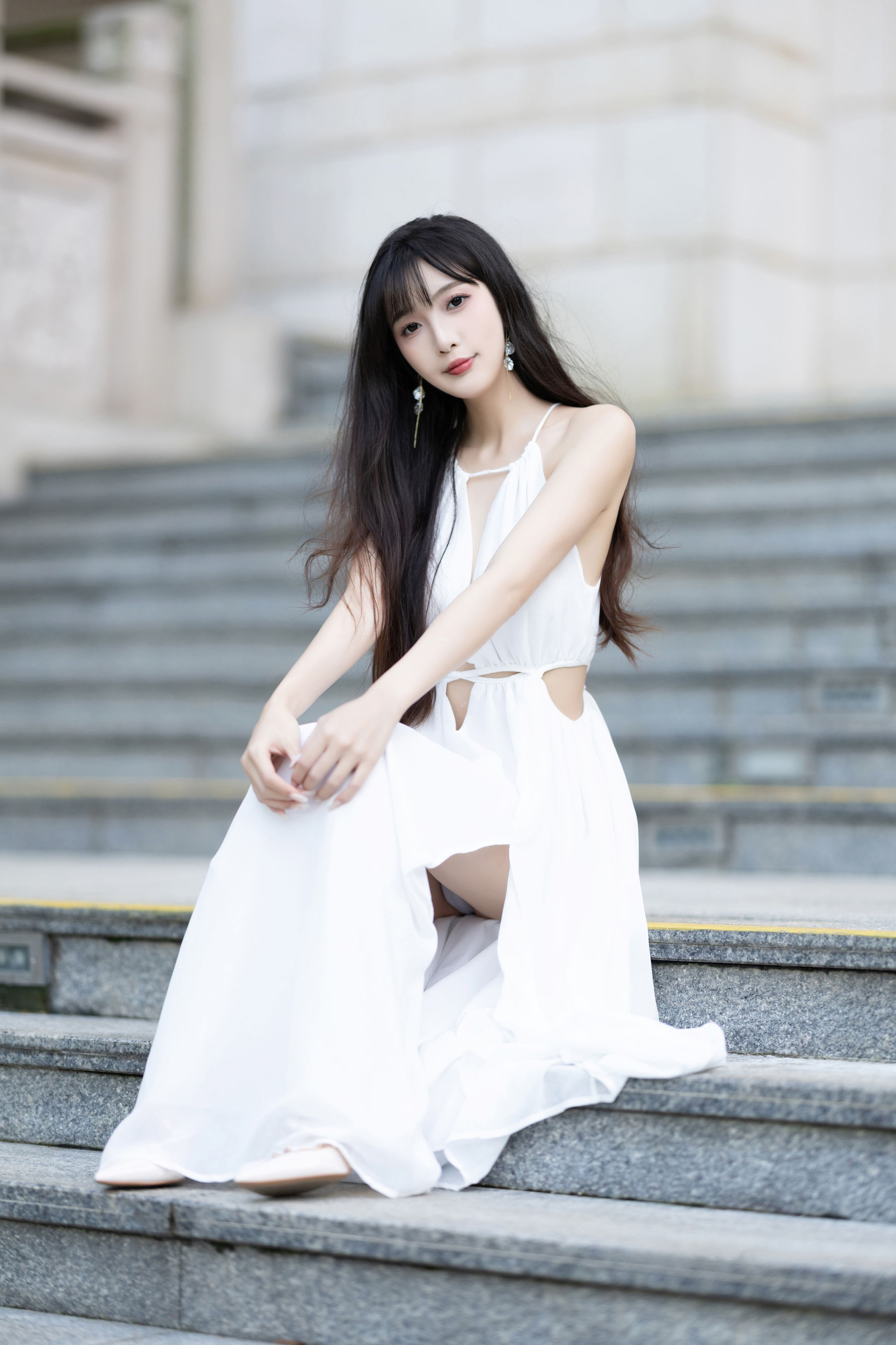 林星阑 - 白色连衣裙/(80P)