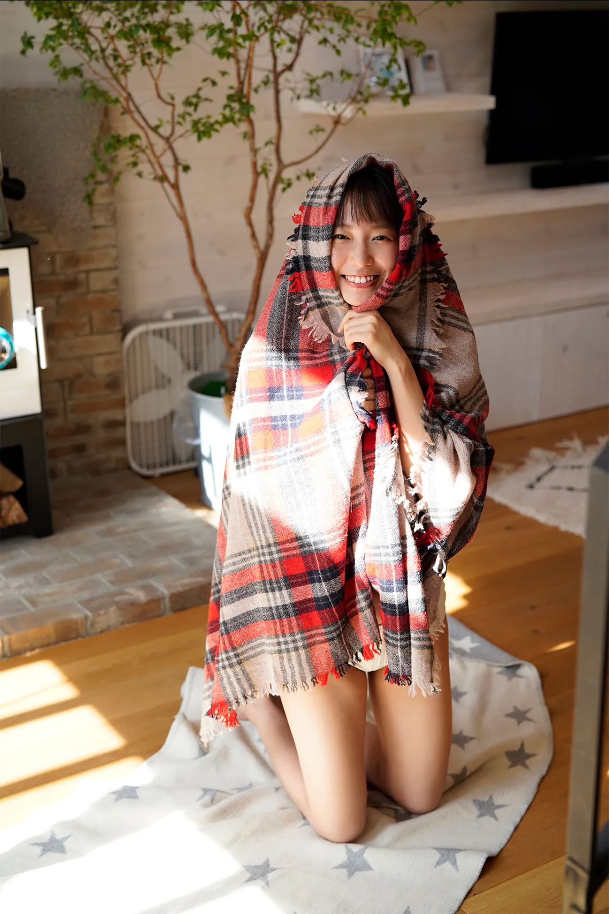 志田音々 - 癒やしの純潔ビキニ/(103P)