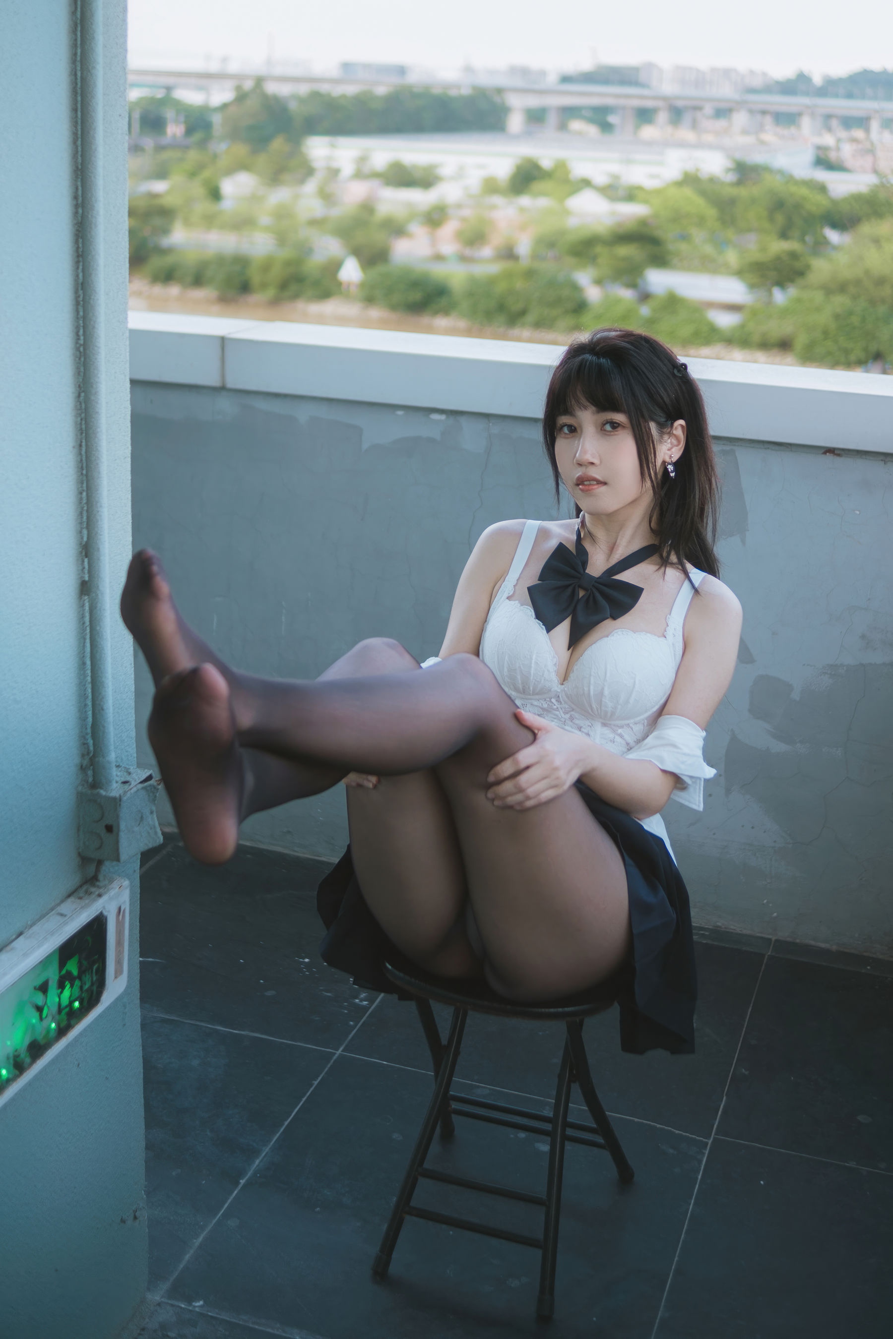 微博人气Coser 不呆猫 - JK学妹户外/(59P)