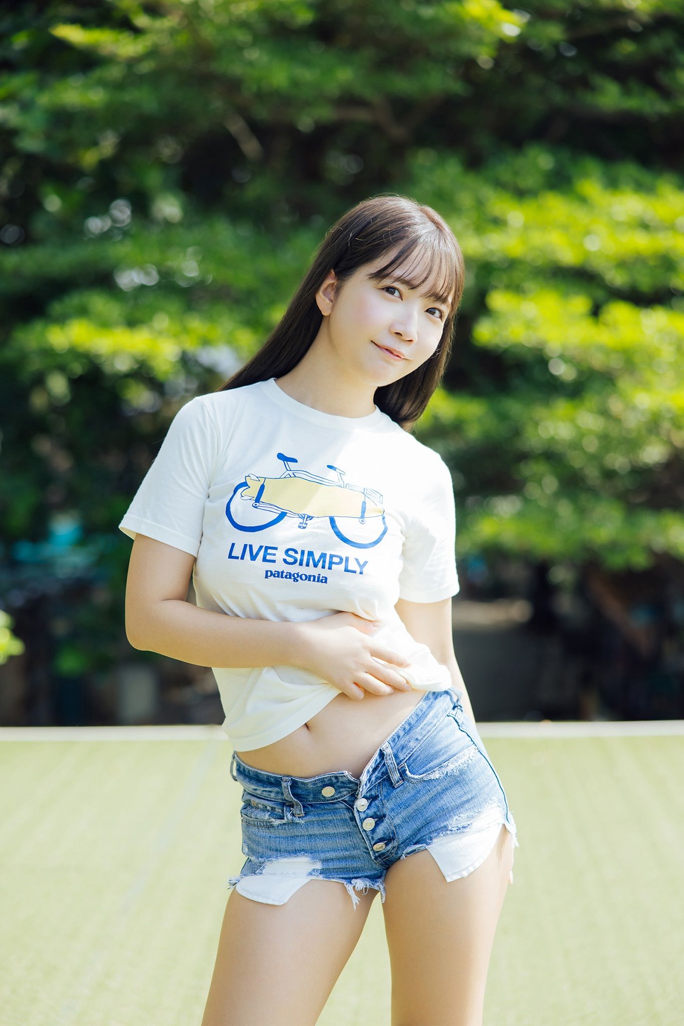 天羽希純 - 抱いてみる/(95P)