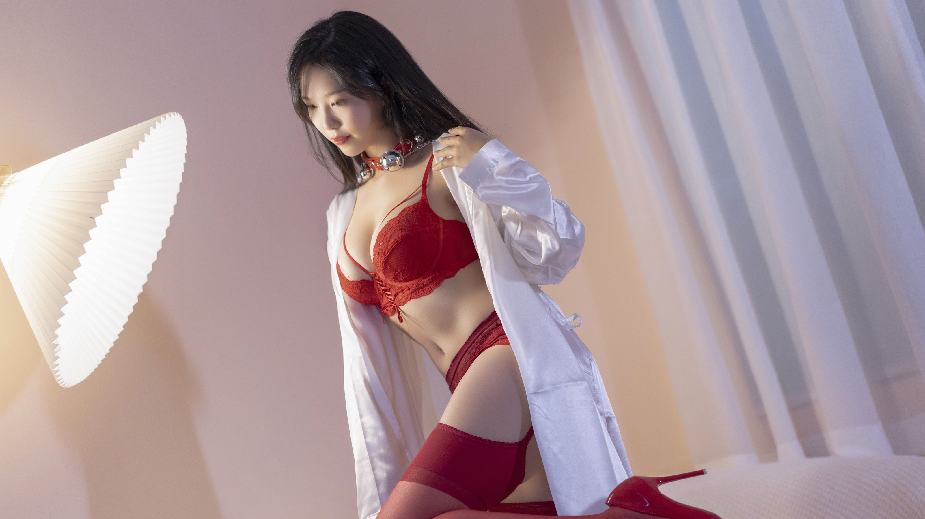 抖娘 -利世图集 - 红涩小铃铛/(84P)