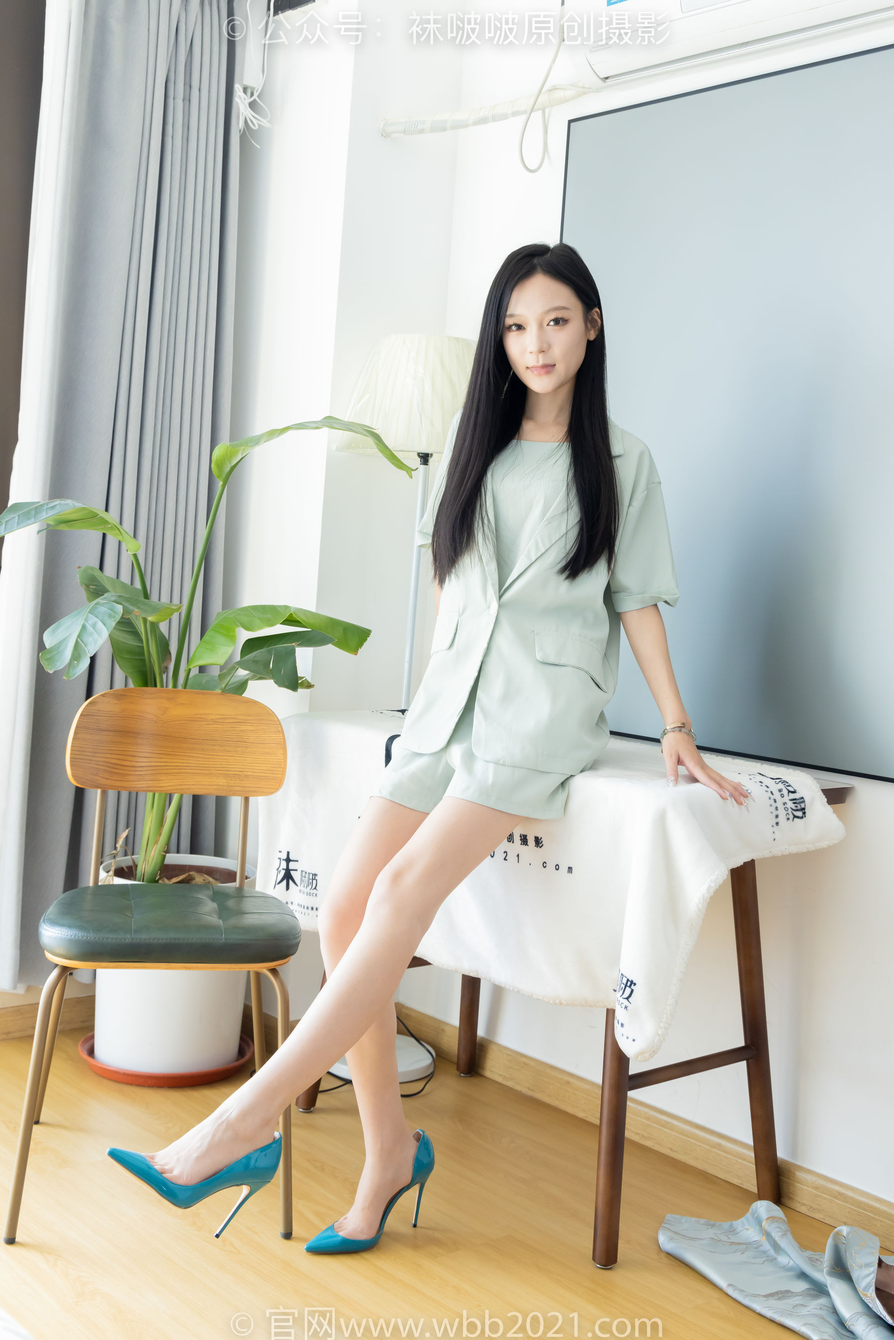 BoBoSocks袜啵啵 No.526 焦糖 - 三双高跟鞋、薄肉丝、裸足/(145P)