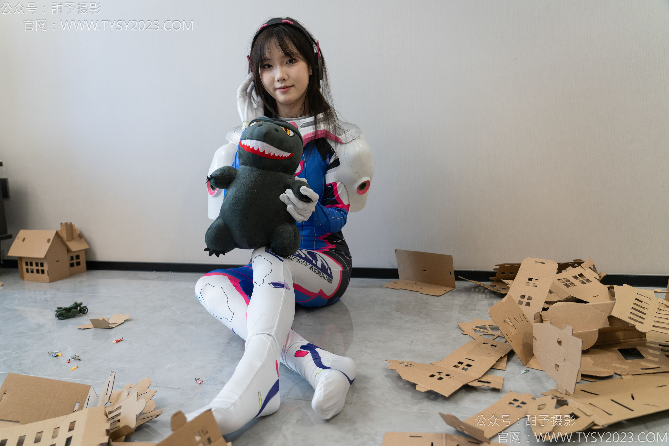 甜予摄影 No.122 璇璇 - cos连体服、小人国剧情/(130P)