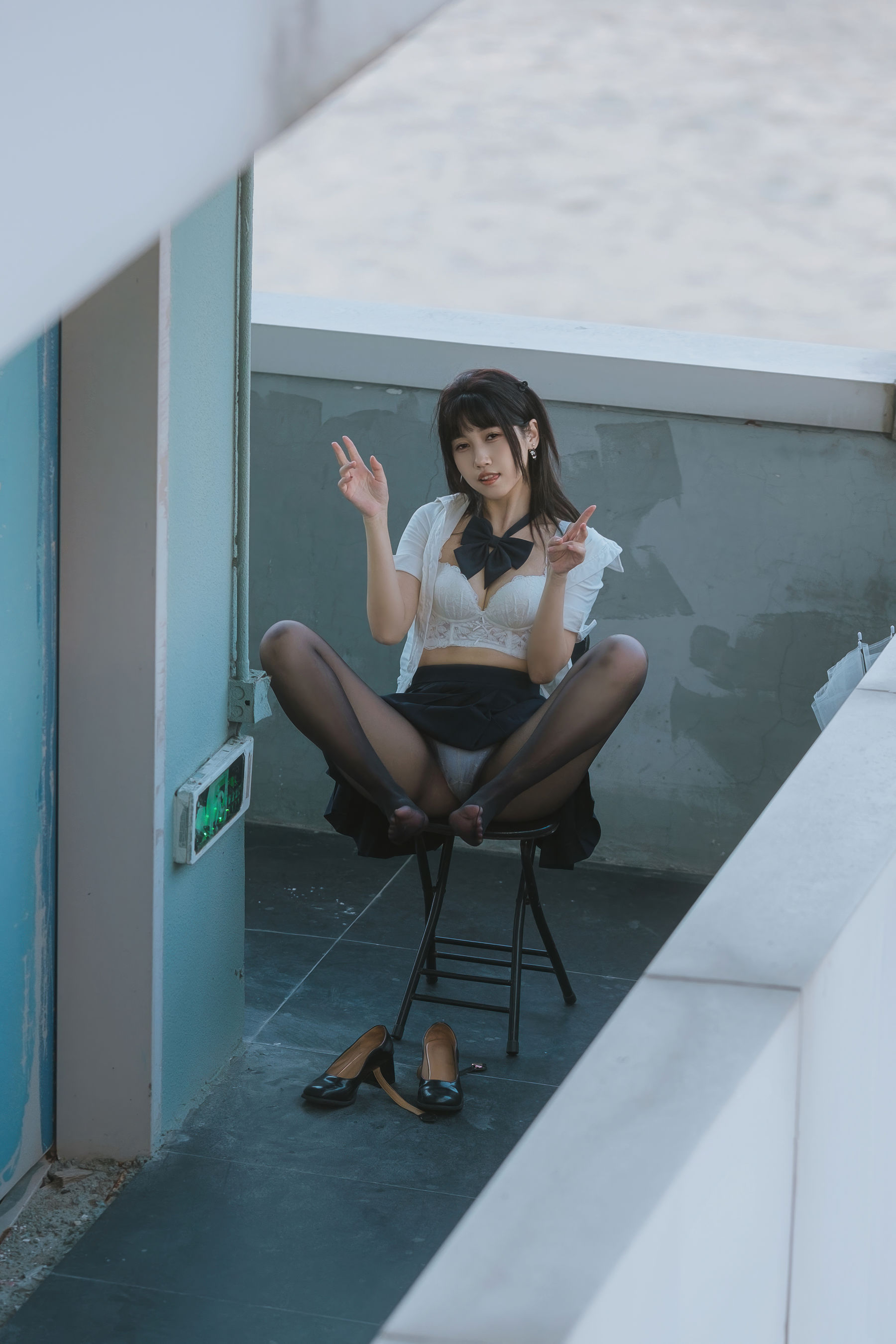 微博人气Coser 不呆猫 - JK学妹户外/(59P)