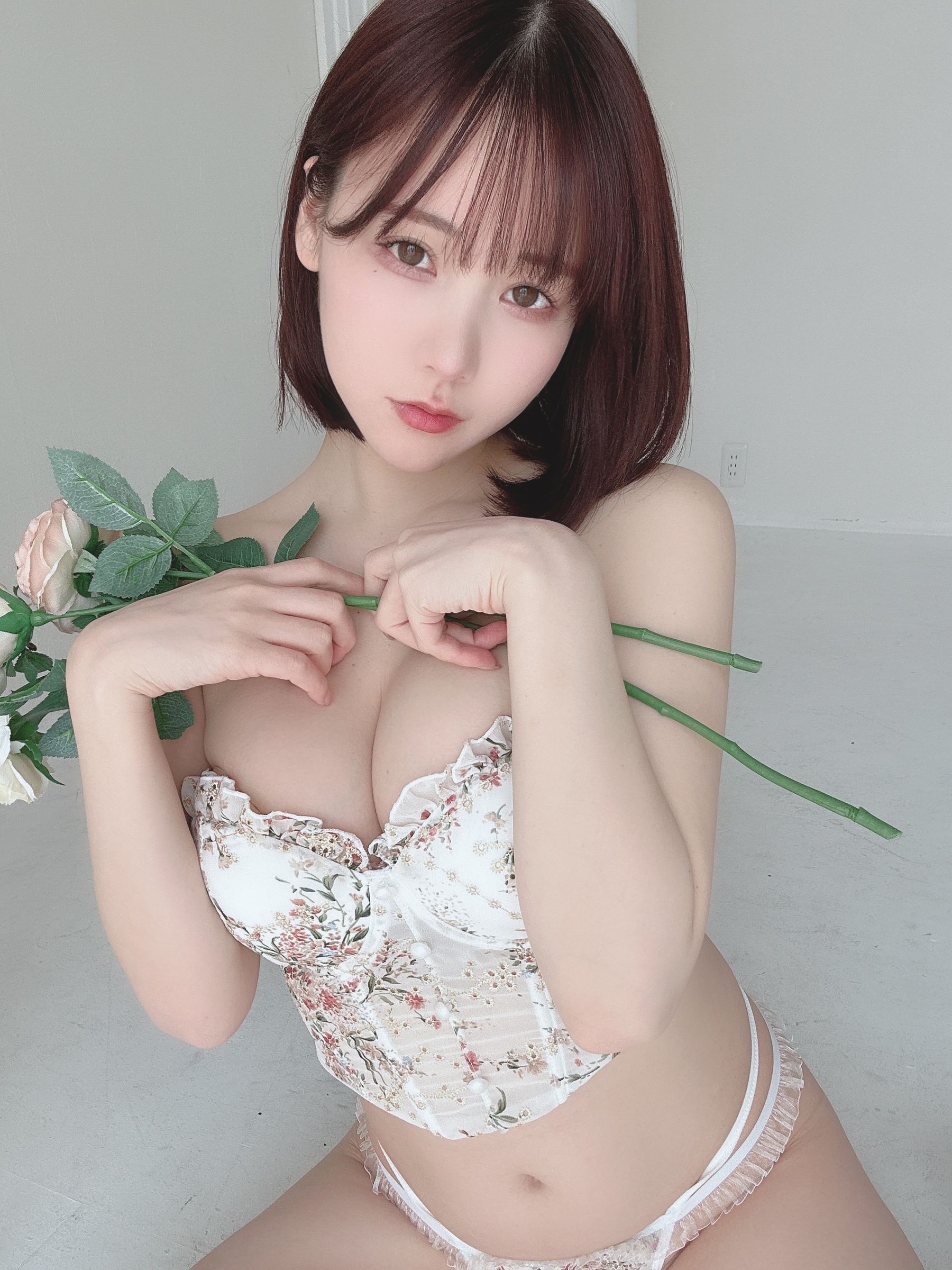 日本甜美COSERけんけん[fantia] 2024.08 写真合集/(195P)