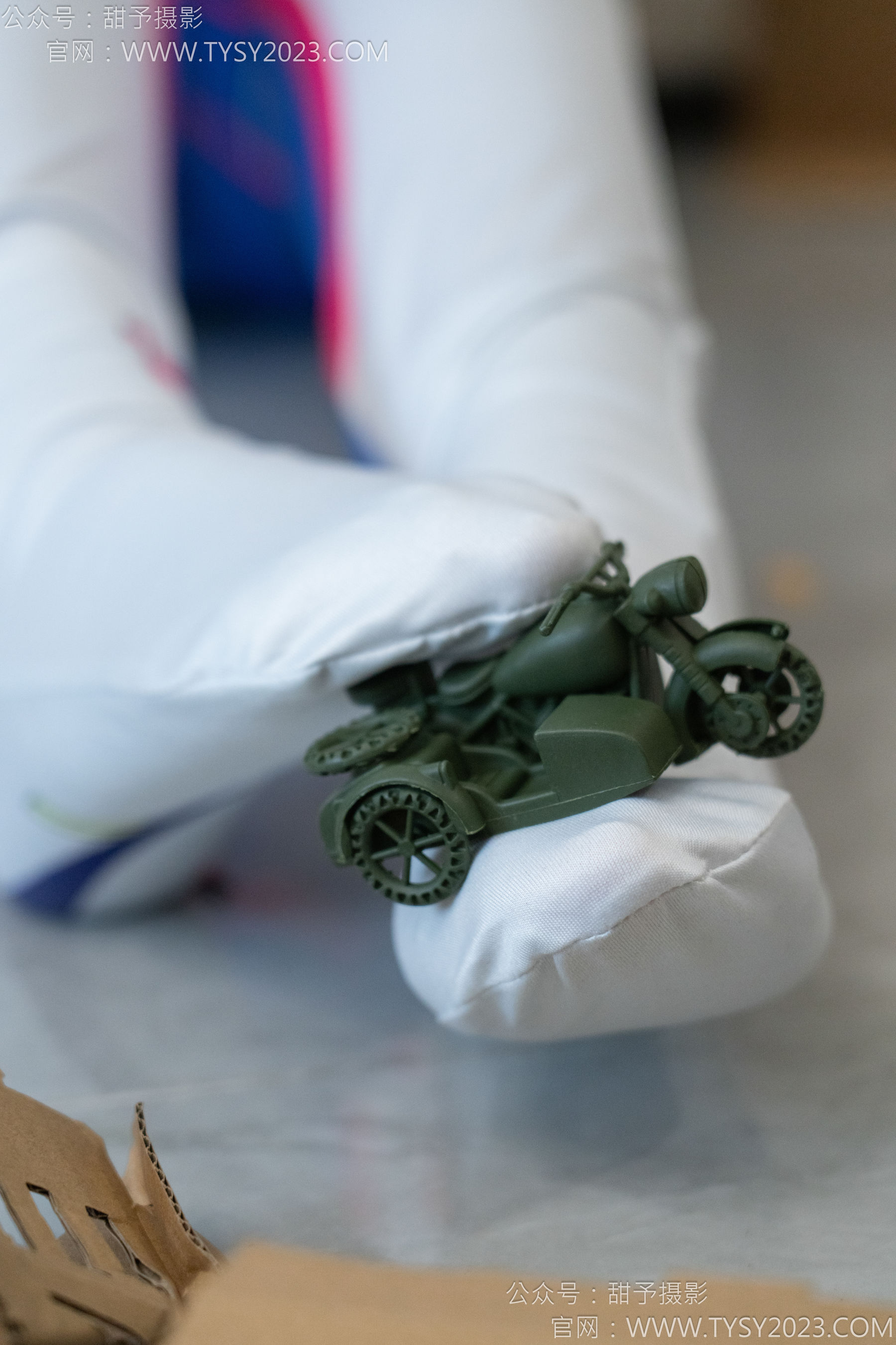 甜予摄影 No.122 璇璇 - cos连体服、小人国剧情/(130P)