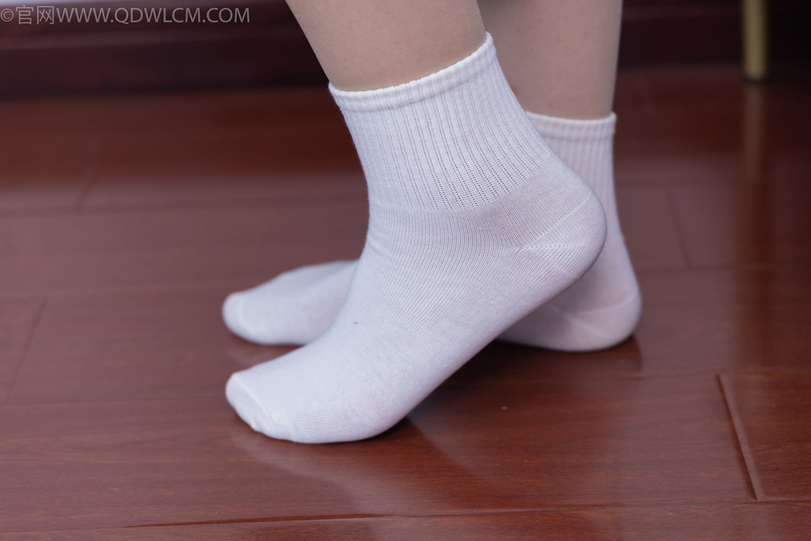 物恋传媒 No.2330 纱纱 - 汉服、皮鞋、白棉袜、薄肉丝/(219P)