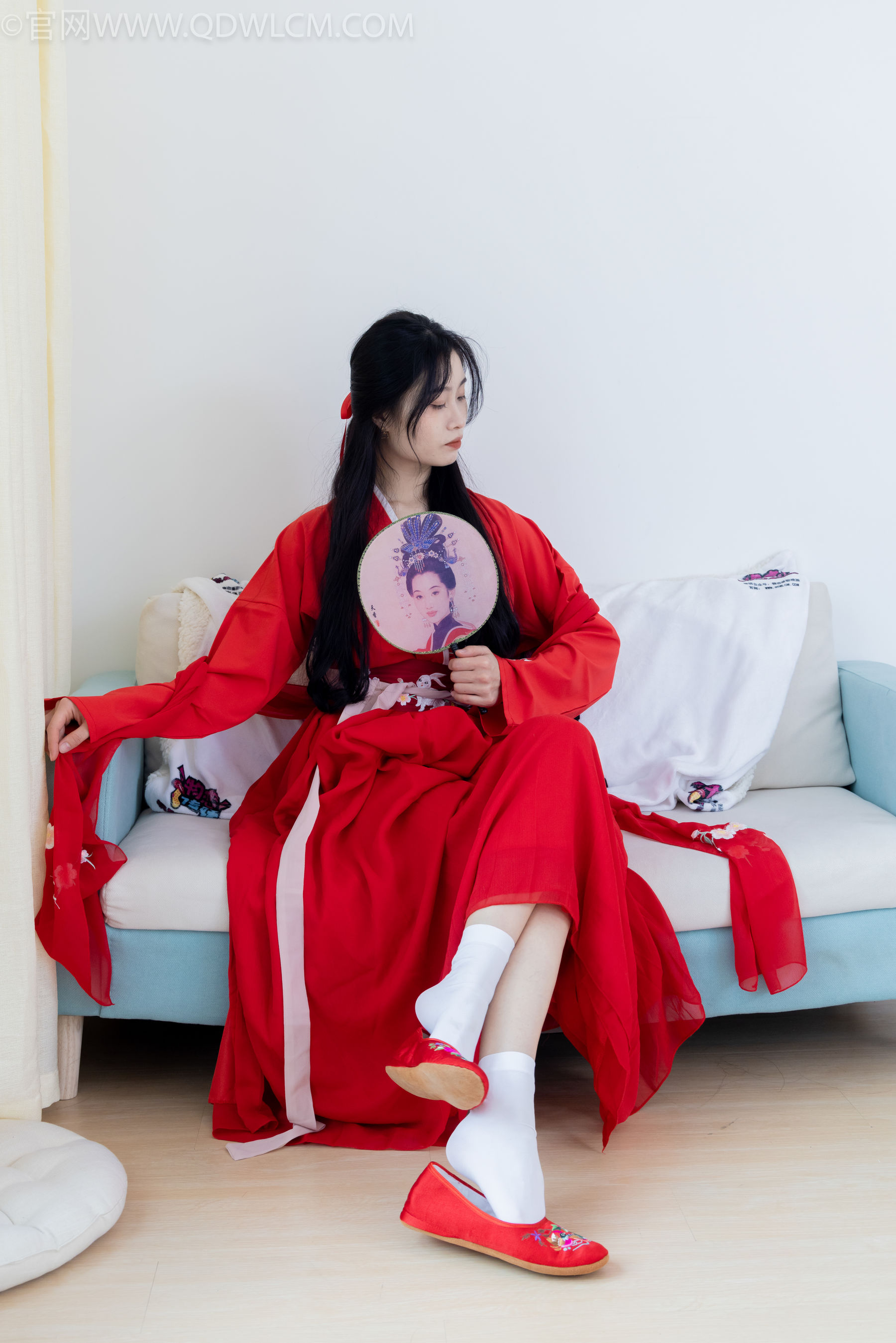 物恋传媒 No.2328 绒绒 - 汉服、布鞋、白棉袜、红色船袜/(174P)