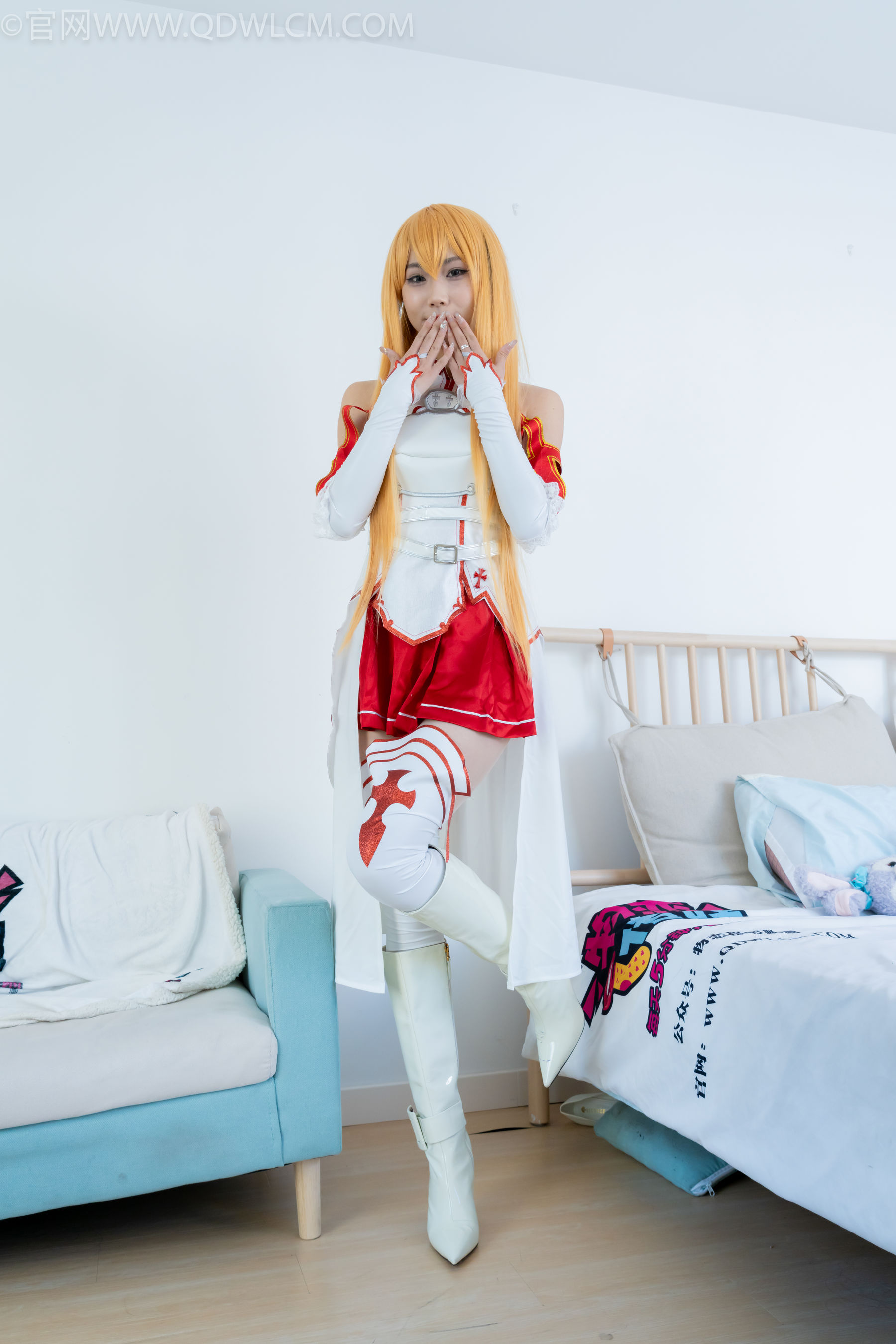 物恋传媒 No.2340 泡泡 - cos亚丝娜、长靴、袜套、薄肉丝/(156P)