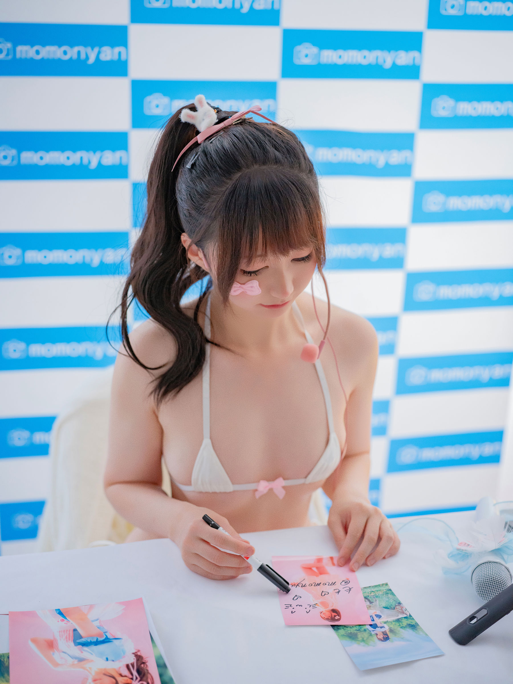 NAGISA魔物喵 - ビキニアイドルのサイン会/(182P)