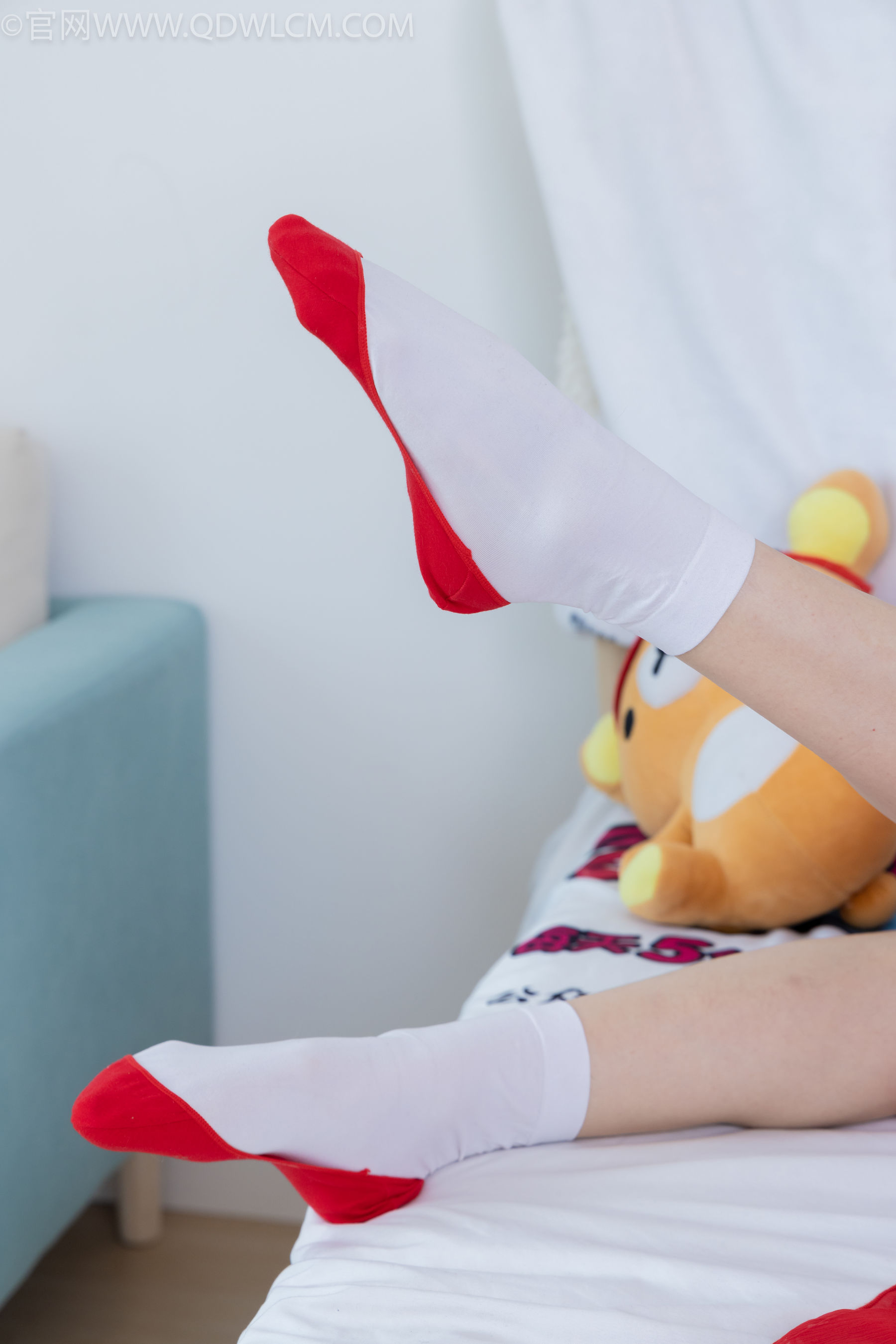 物恋传媒 No.2328 绒绒 - 汉服、布鞋、白棉袜、红色船袜/(174P)