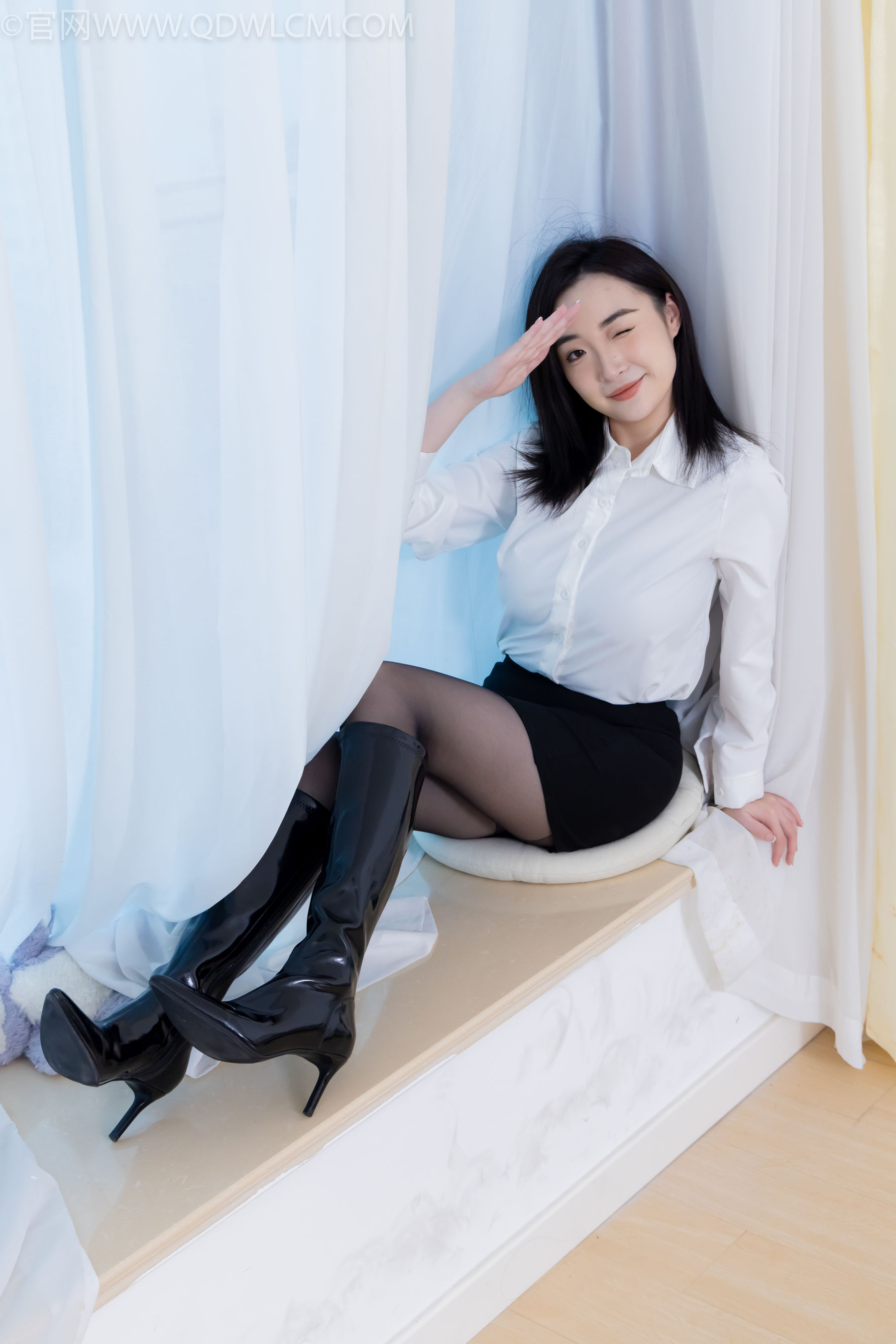 物恋传媒 No.2333 恬恬 - 长靴、薄黑丝、长靴/(236P)