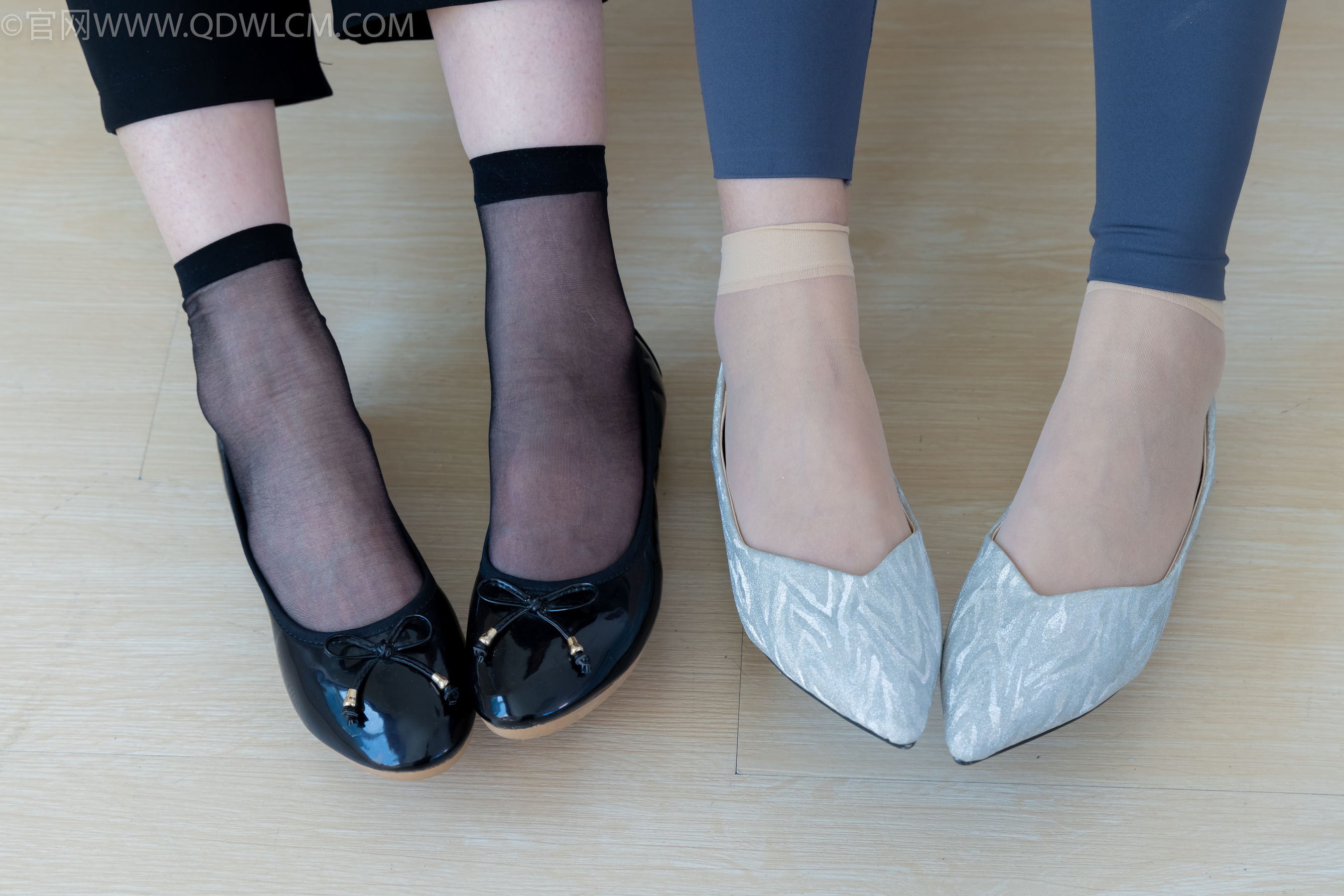 物恋传媒 No.2338 菜菜&岚岚 - 两双平底鞋、短黑丝、短肉丝/(169P)