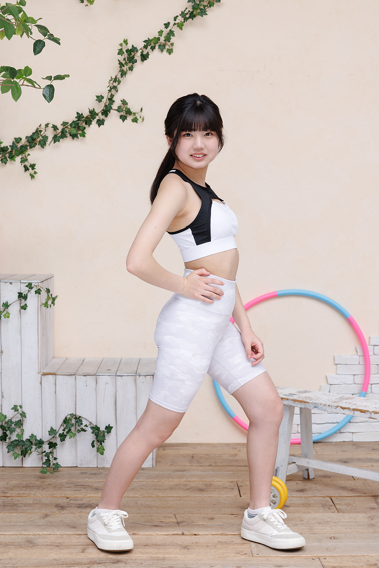 [Minisuka.tv] Haku Fumitsuki 文月珀 - Regular Gallery Set 1.02/(33P)