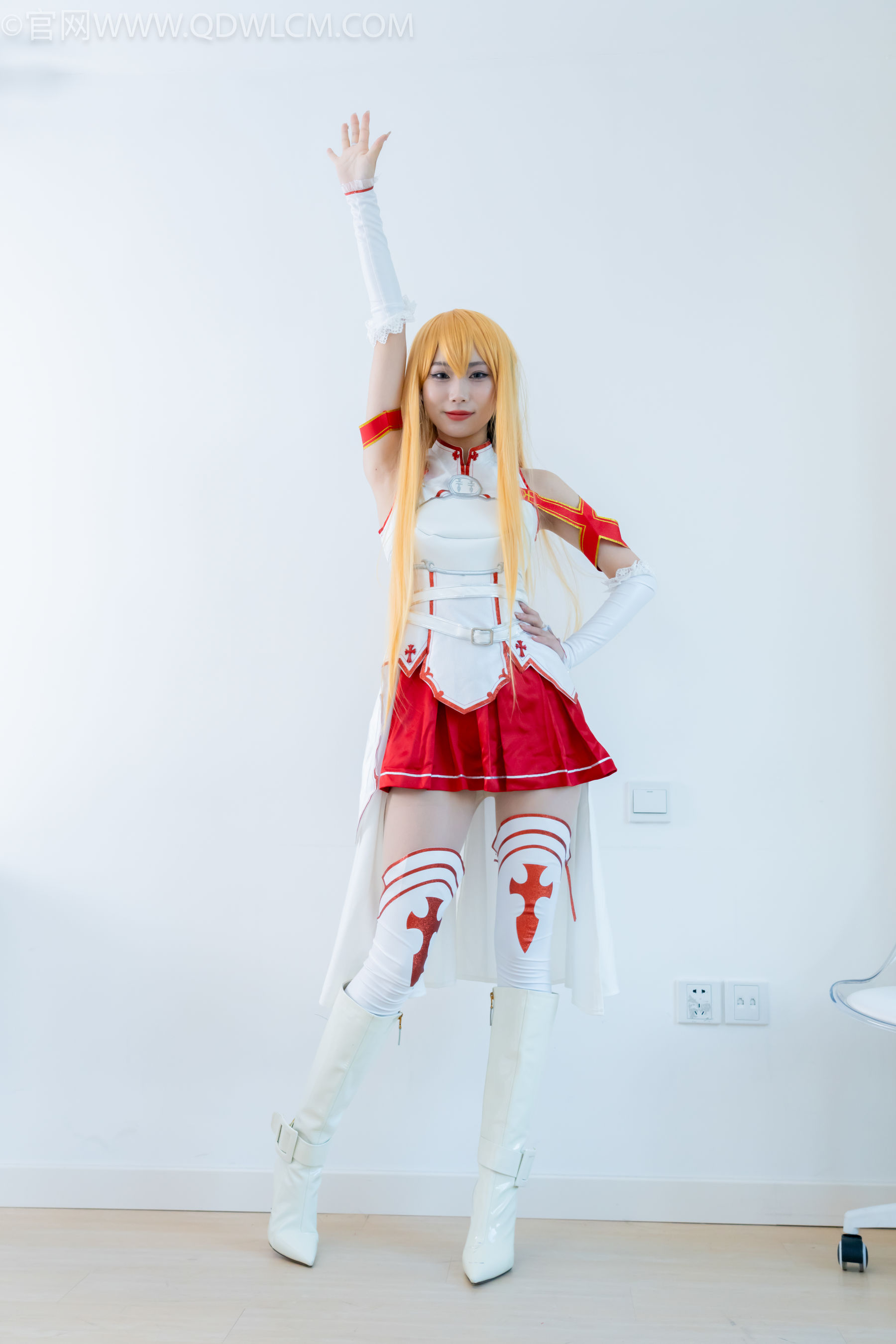 物恋传媒 No.2340 泡泡 - cos亚丝娜、长靴、袜套、薄肉丝/(156P)