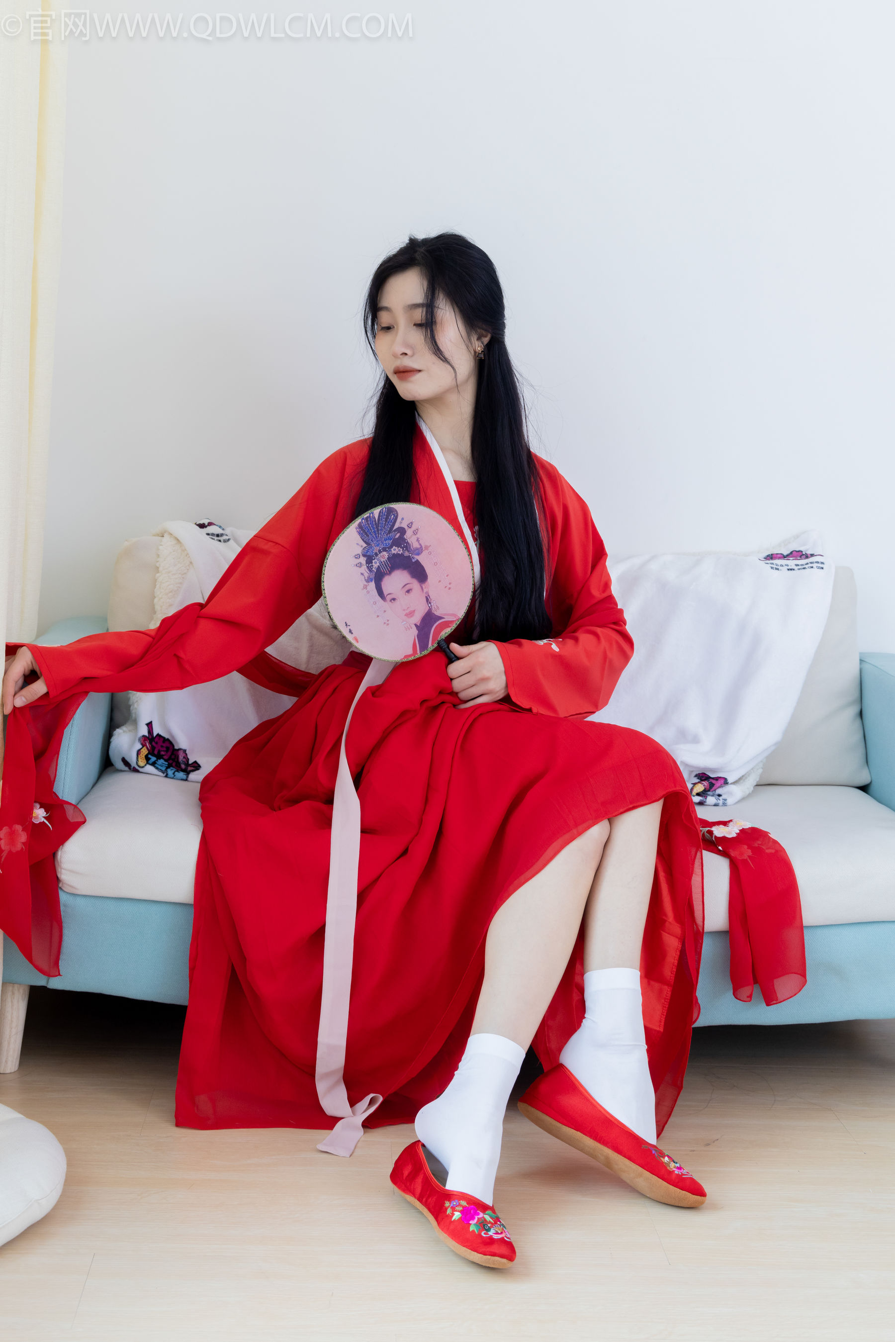 物恋传媒 No.2328 绒绒 - 汉服、布鞋、白棉袜、红色船袜/(174P)