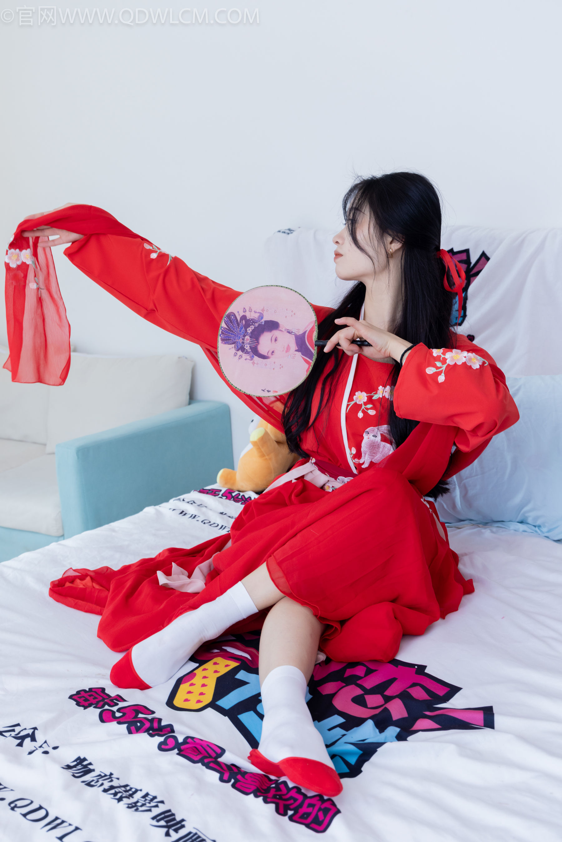 物恋传媒 No.2328 绒绒 - 汉服、布鞋、白棉袜、红色船袜/(174P)