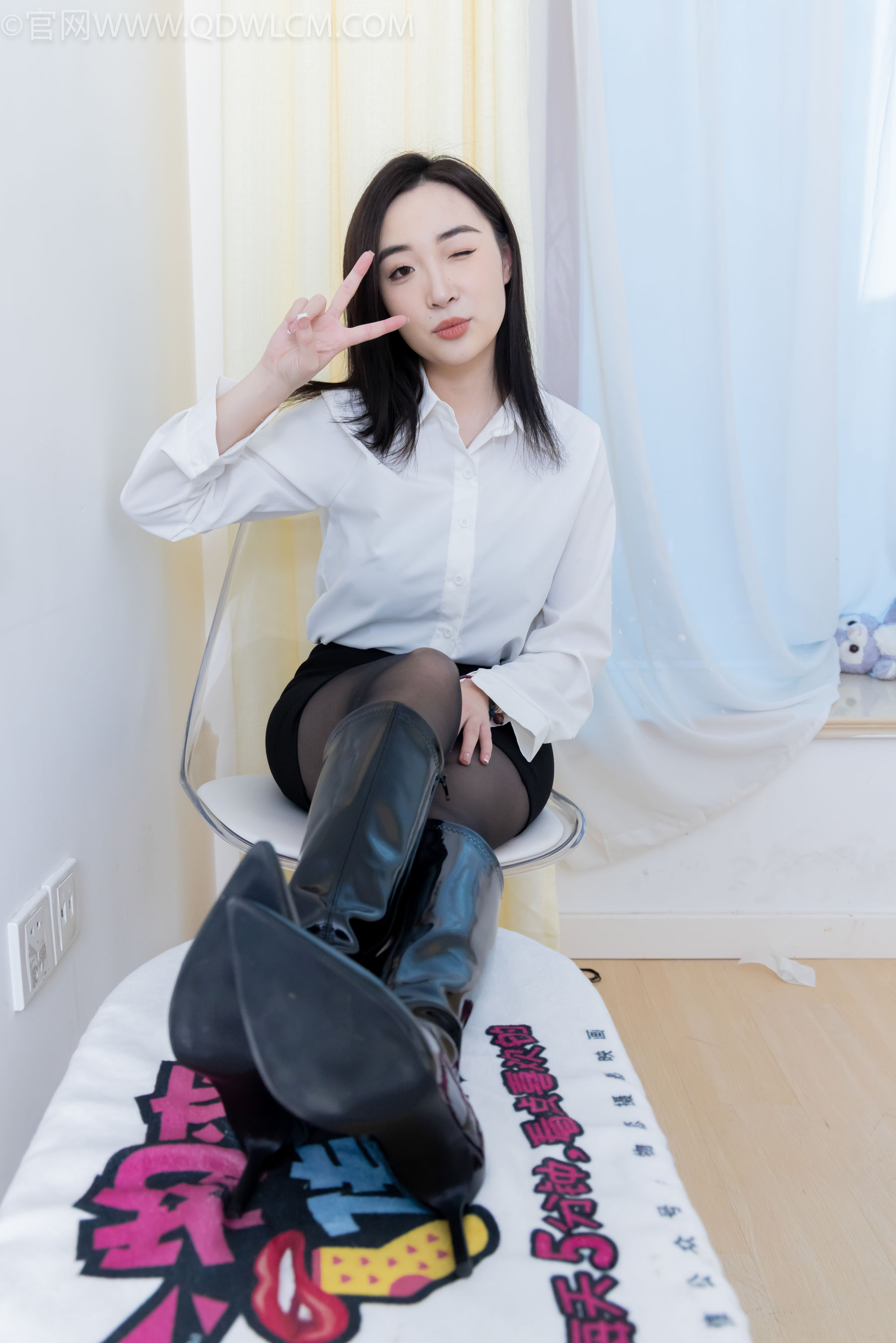 物恋传媒 No.2333 恬恬 - 长靴、薄黑丝、长靴/(236P)