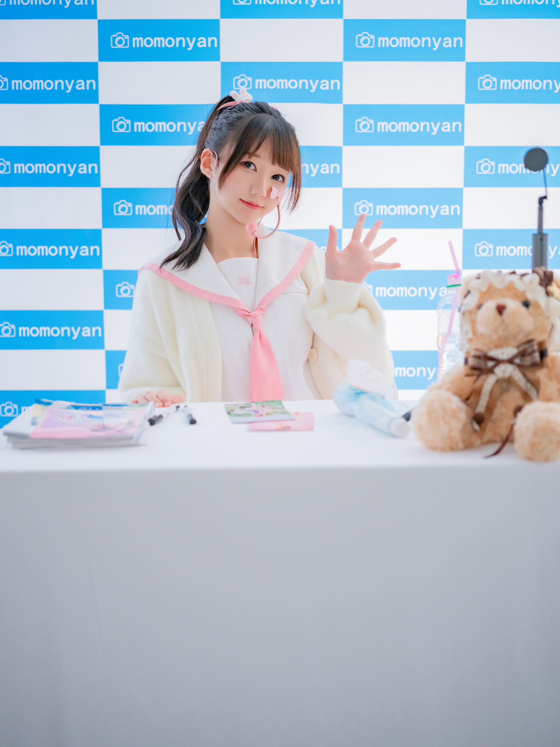 NAGISA魔物喵 - ビキニアイドルのサイン会/(182P)