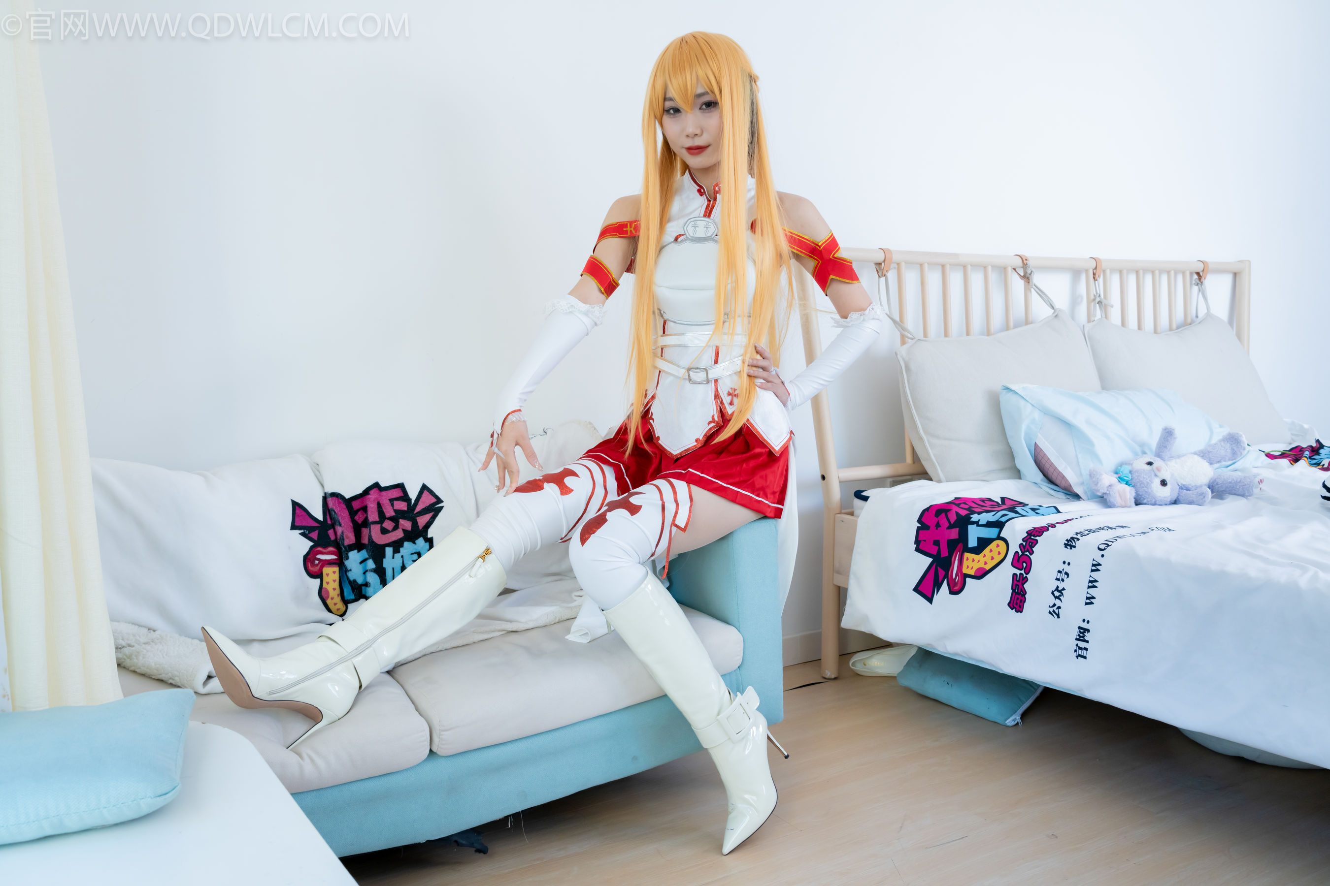 物恋传媒 No.2340 泡泡 - cos亚丝娜、长靴、袜套、薄肉丝/(156P)