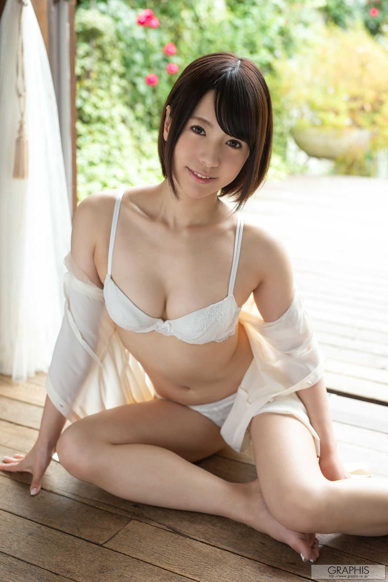 [Graphis] Limited Edition Sena Nagakura 永倉せな/(14P)