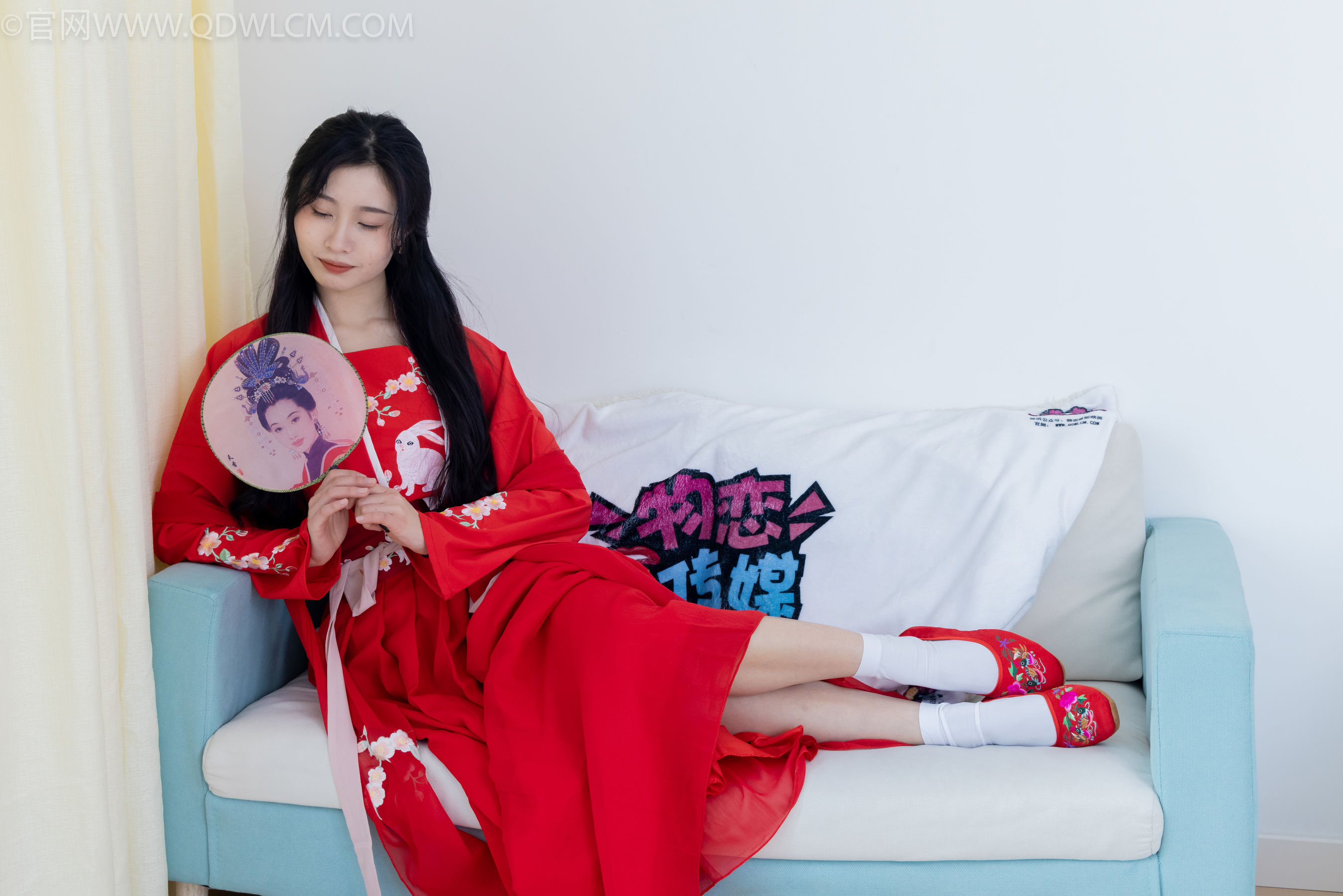 物恋传媒 No.2328 绒绒 - 汉服、布鞋、白棉袜、红色船袜/(174P)