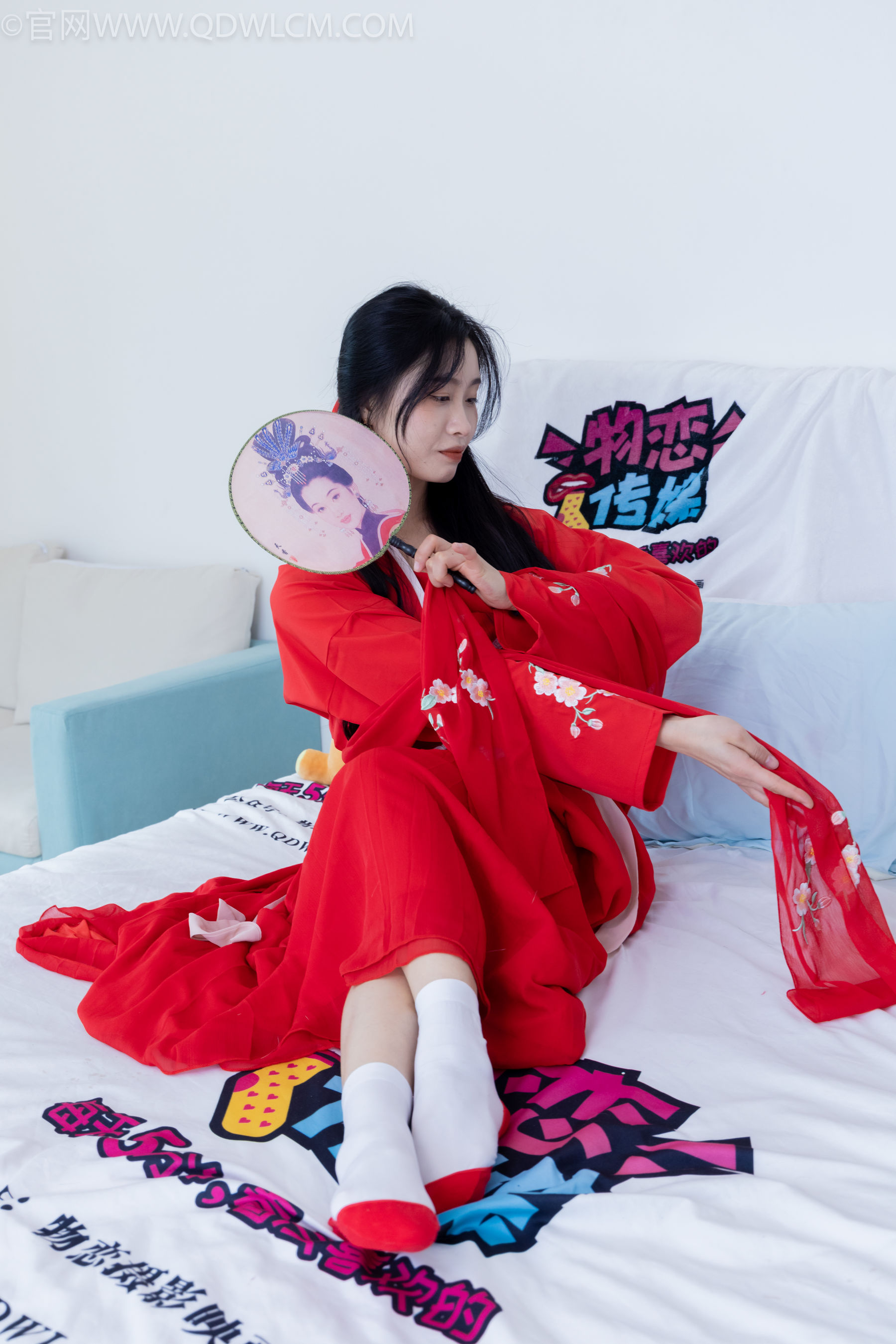 物恋传媒 No.2328 绒绒 - 汉服、布鞋、白棉袜、红色船袜/(174P)