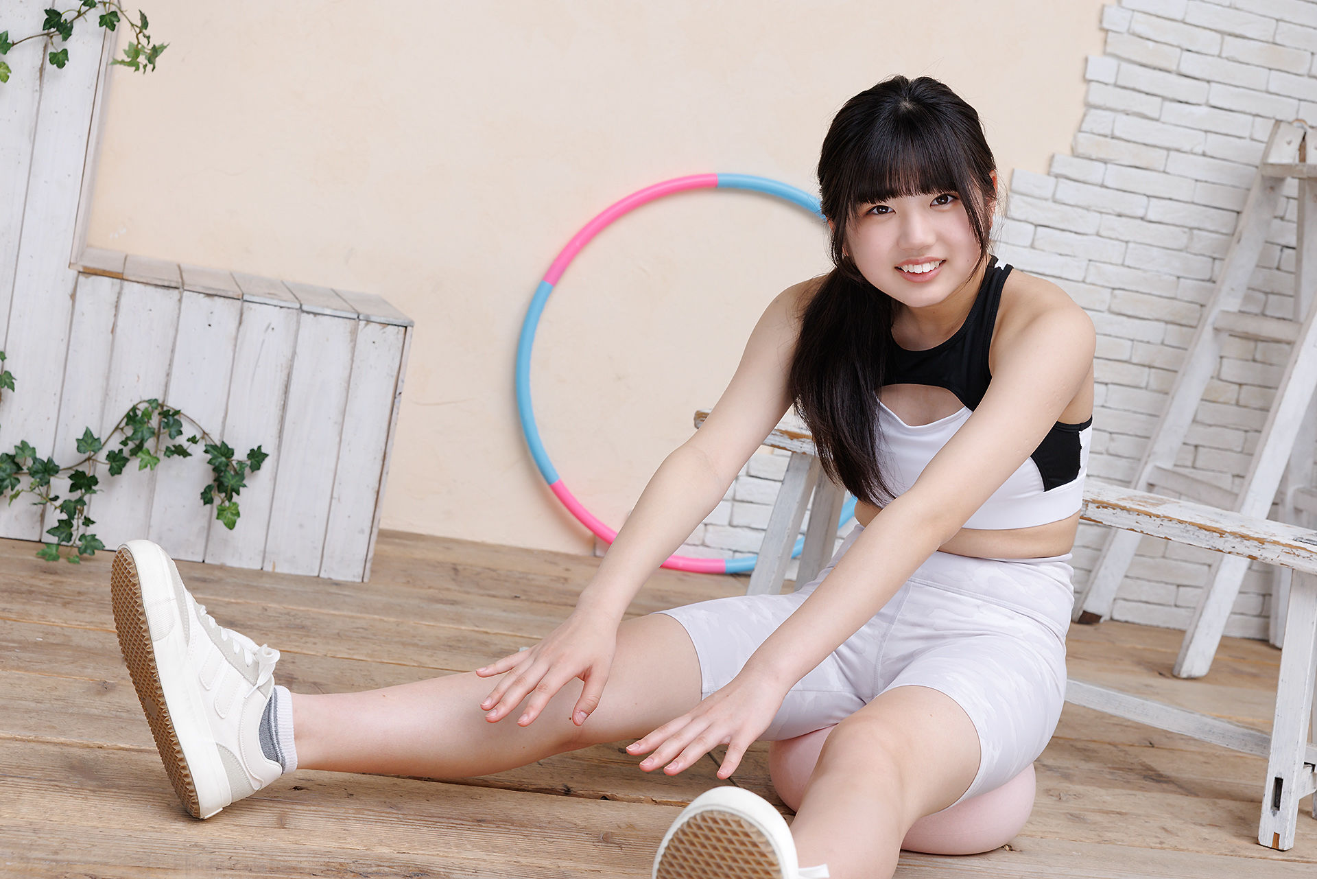 [Minisuka.tv] Haku Fumitsuki 文月珀 - Regular Gallery Set 1.02/(33P)