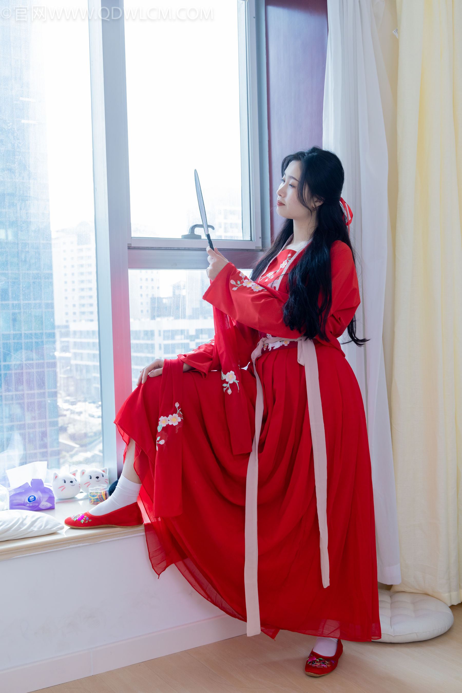 物恋传媒 No.2328 绒绒 - 汉服、布鞋、白棉袜、红色船袜/(174P)