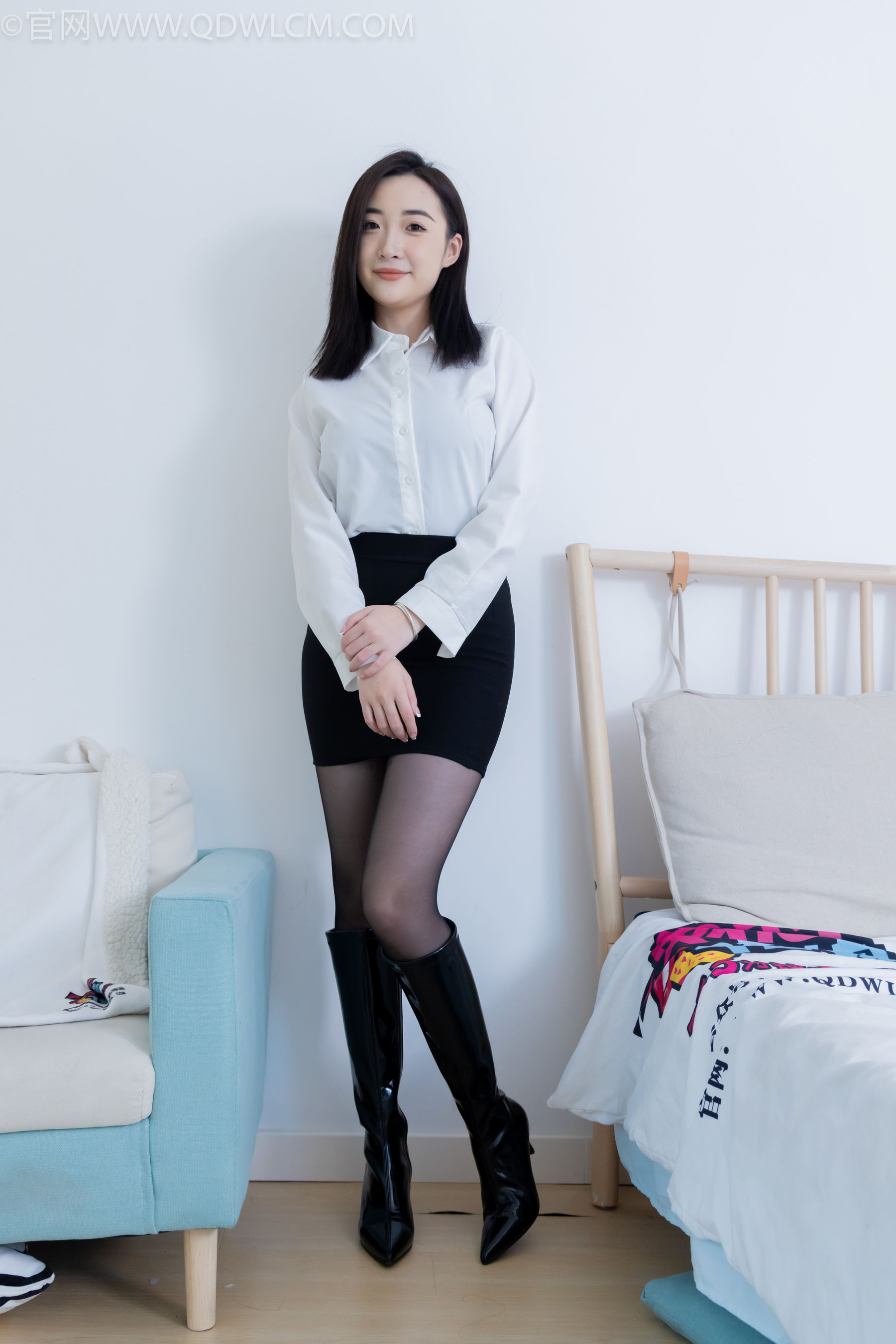 物恋传媒 No.2333 恬恬 - 长靴、薄黑丝、长靴/(236P)