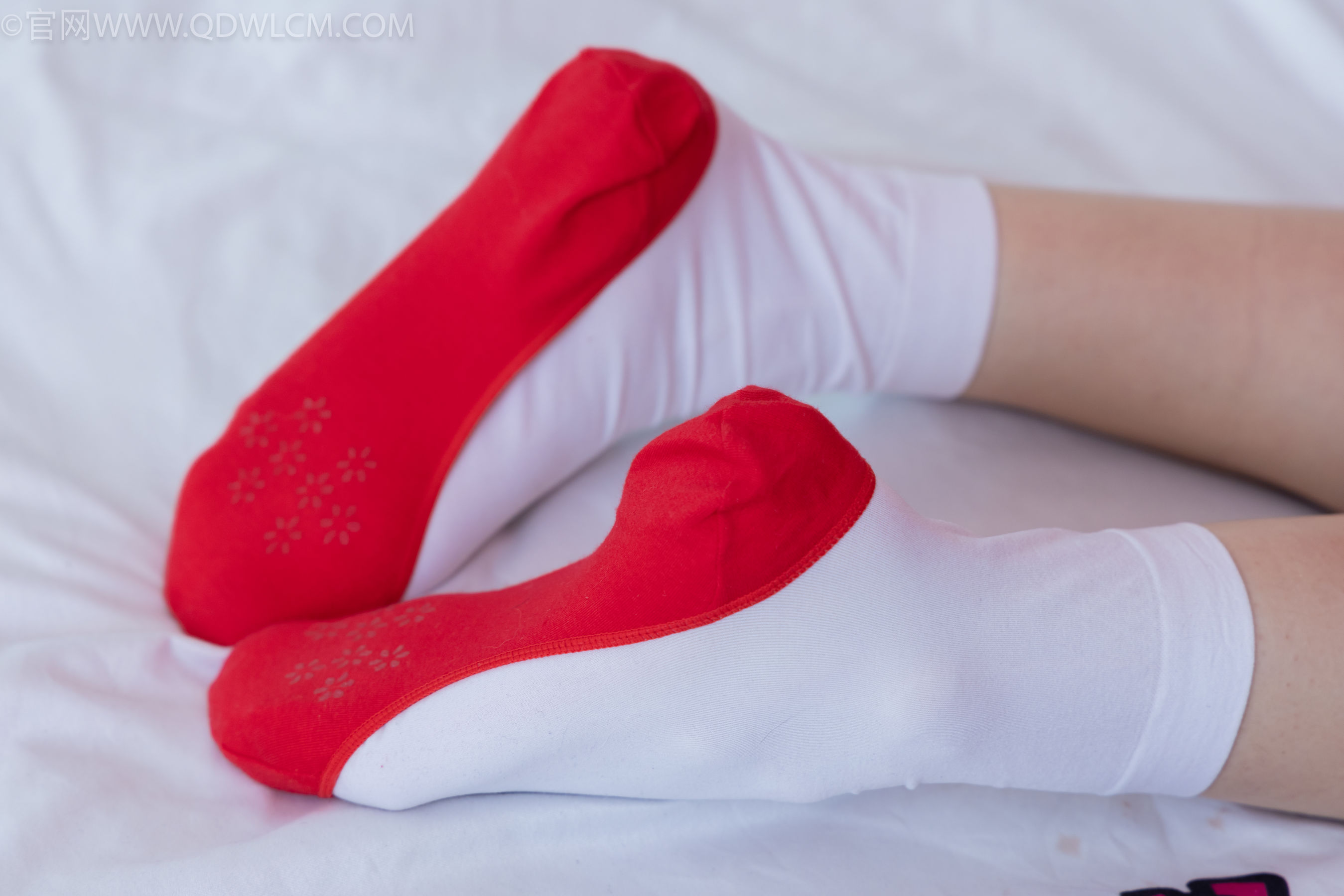 物恋传媒 No.2328 绒绒 - 汉服、布鞋、白棉袜、红色船袜/(174P)