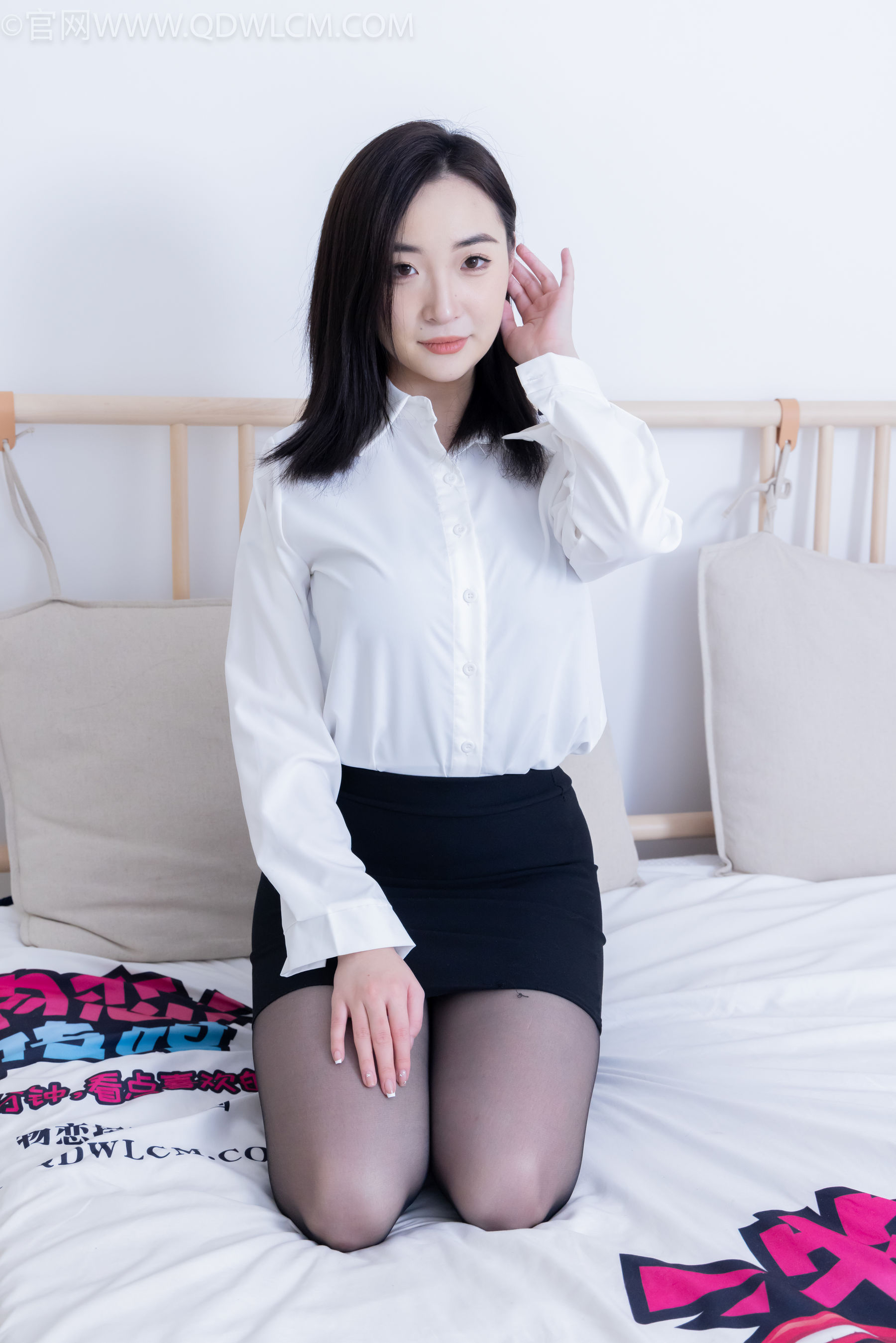 物恋传媒 No.2333 恬恬 - 长靴、薄黑丝、长靴/(236P)