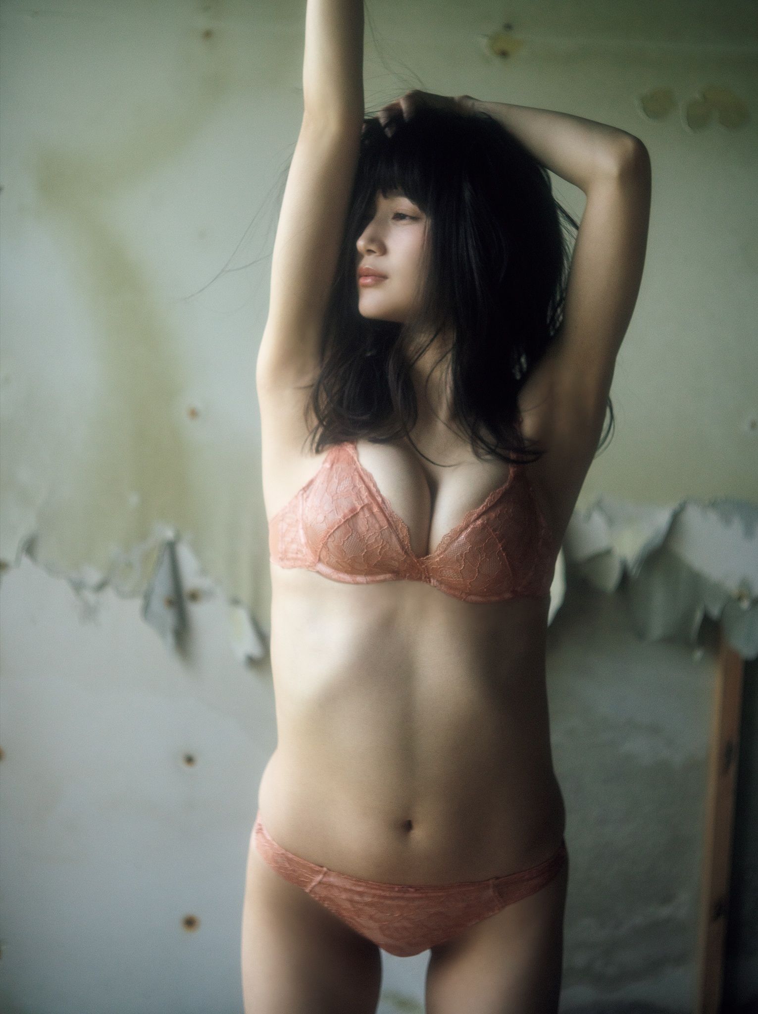 出口亜梨沙 - ESSENCE/(115P)