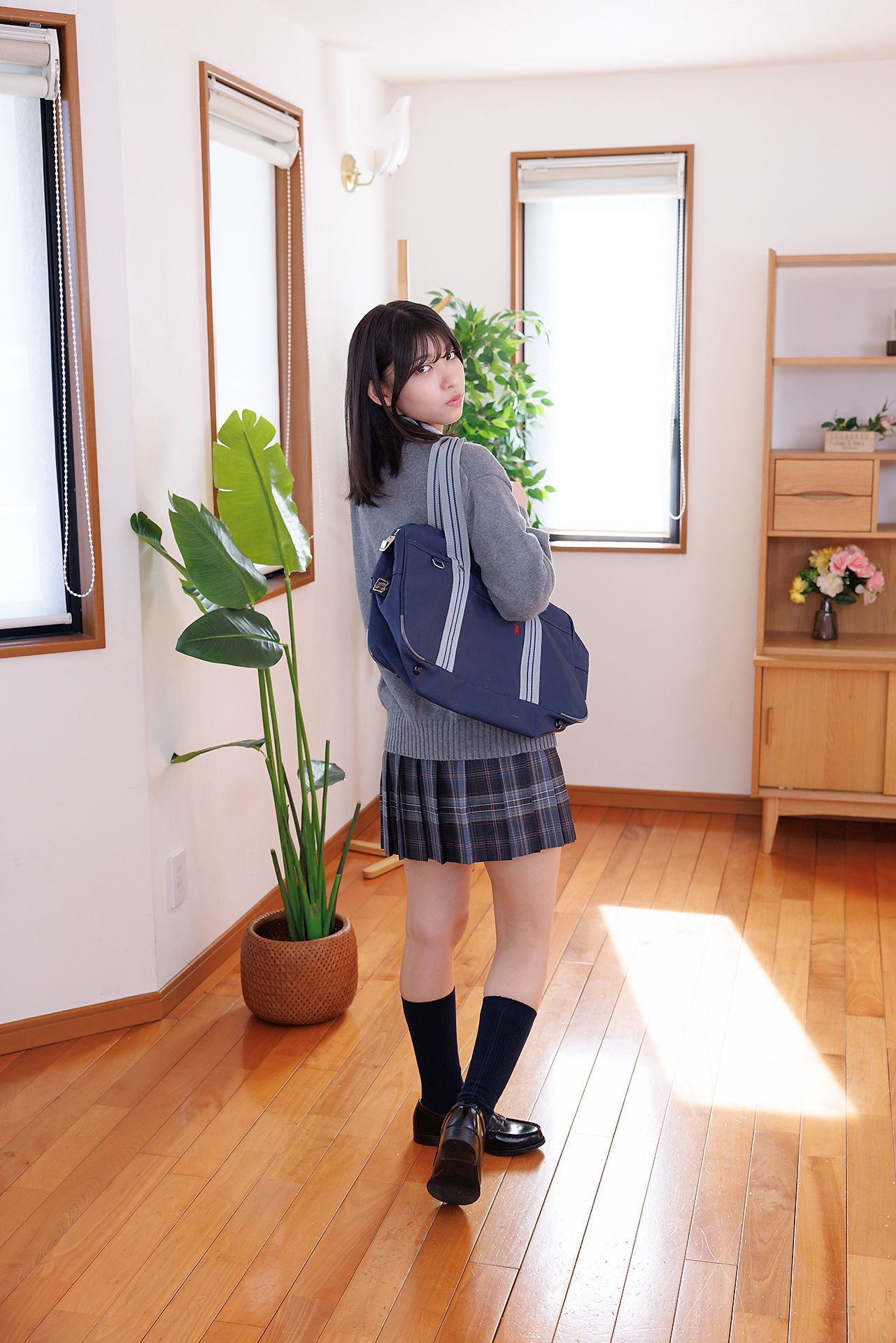 [Minisuka.tv] Akane Nishikawa 西川茜 - Regular Gallery Set 11.01/(32P)