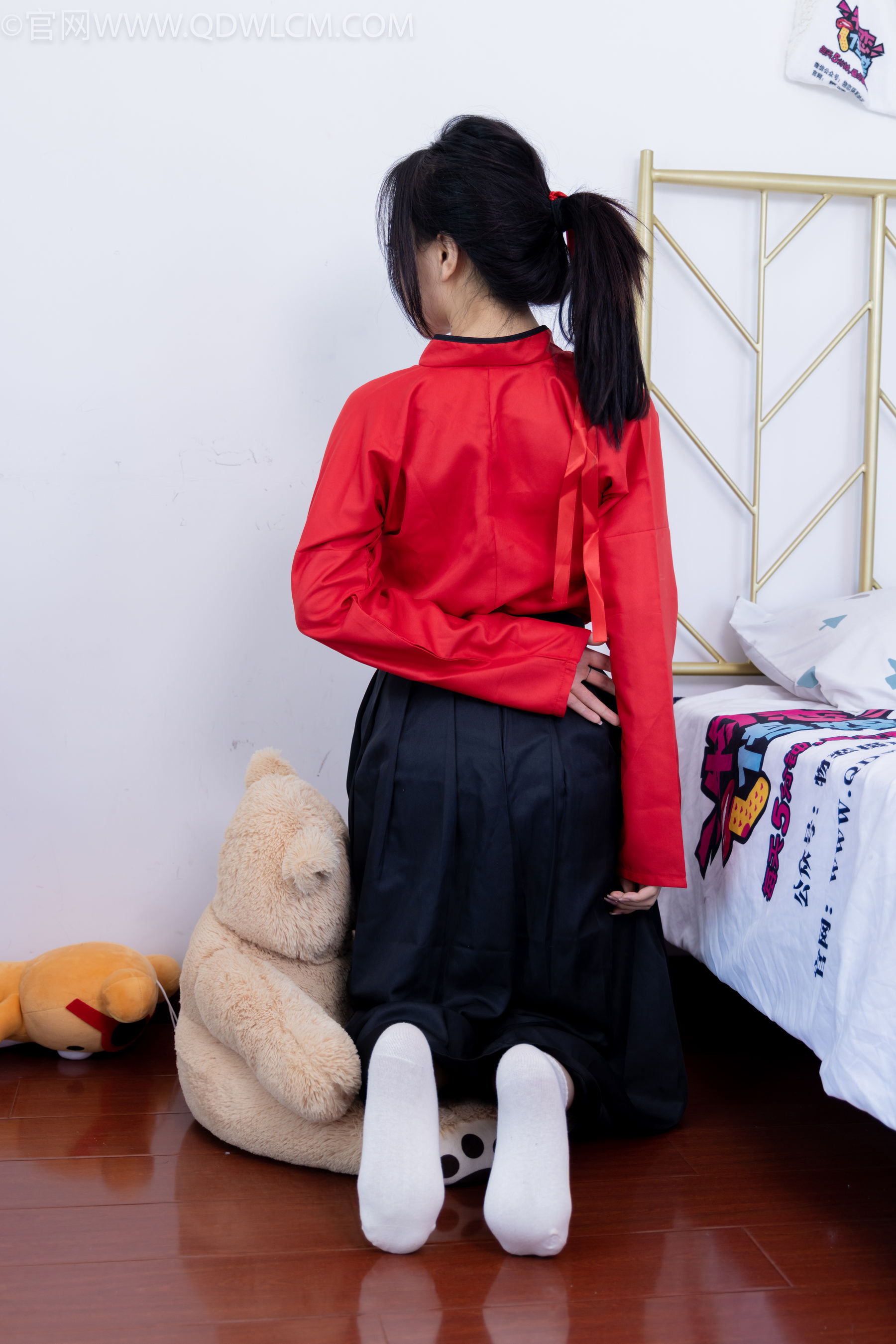 物恋传媒 No.2330 纱纱 - 汉服、皮鞋、白棉袜、薄肉丝/(219P)