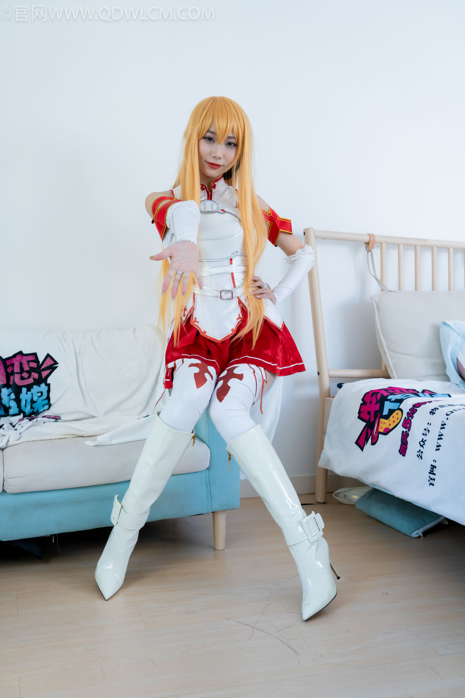 物恋传媒 No.2340 泡泡 - cos亚丝娜、长靴、袜套、薄肉丝/(156P)