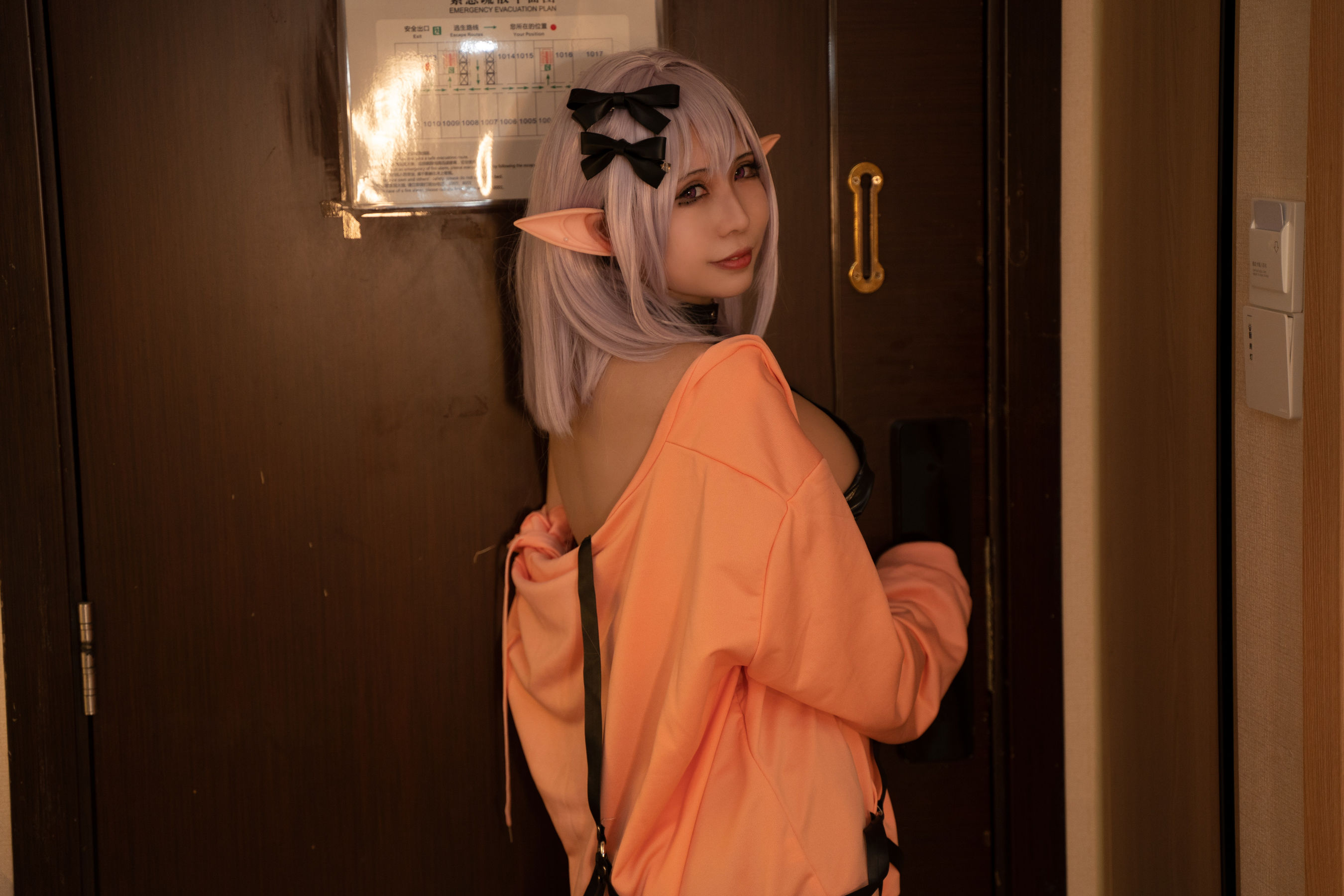 上杉绘梨落 - 地雷系精灵露娜/(42P)