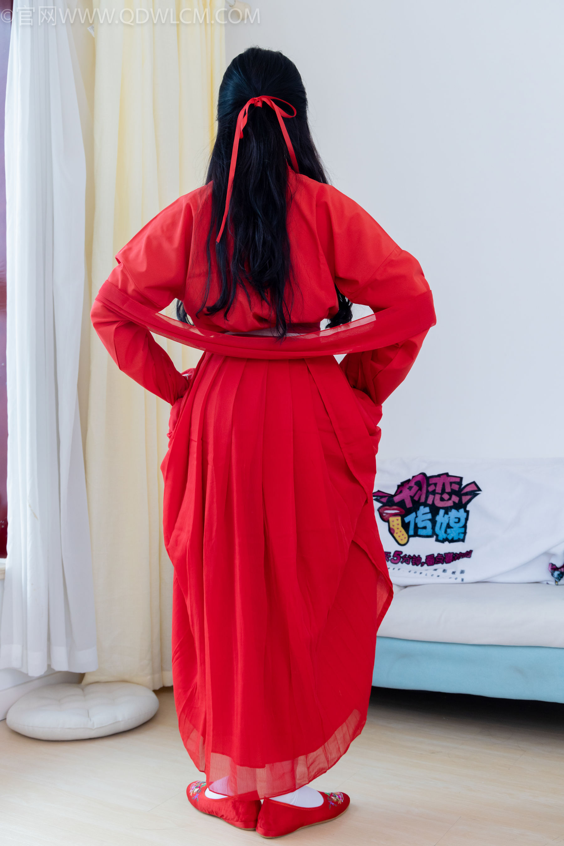 物恋传媒 No.2328 绒绒 - 汉服、布鞋、白棉袜、红色船袜/(174P)