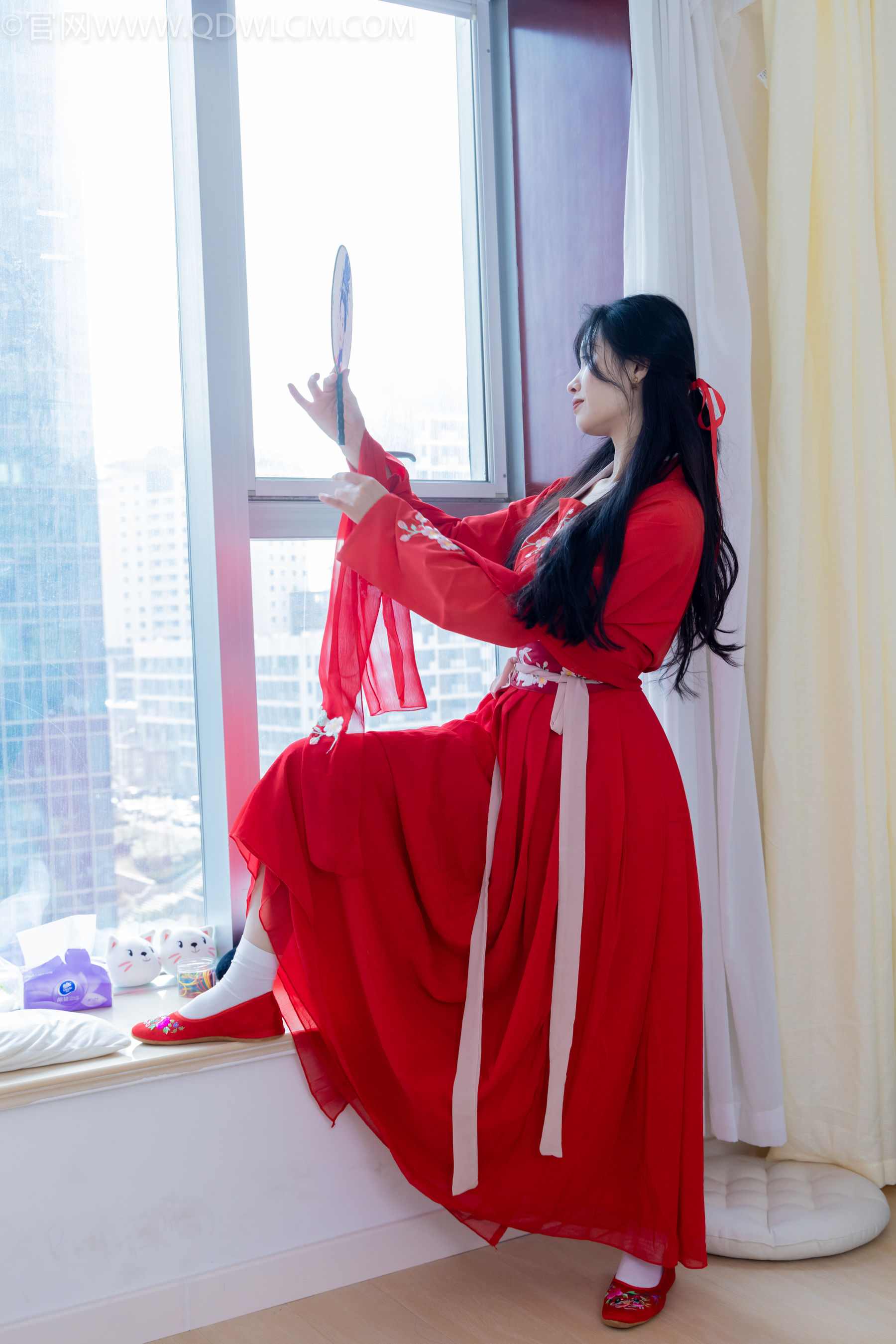 物恋传媒 No.2328 绒绒 - 汉服、布鞋、白棉袜、红色船袜/(174P)