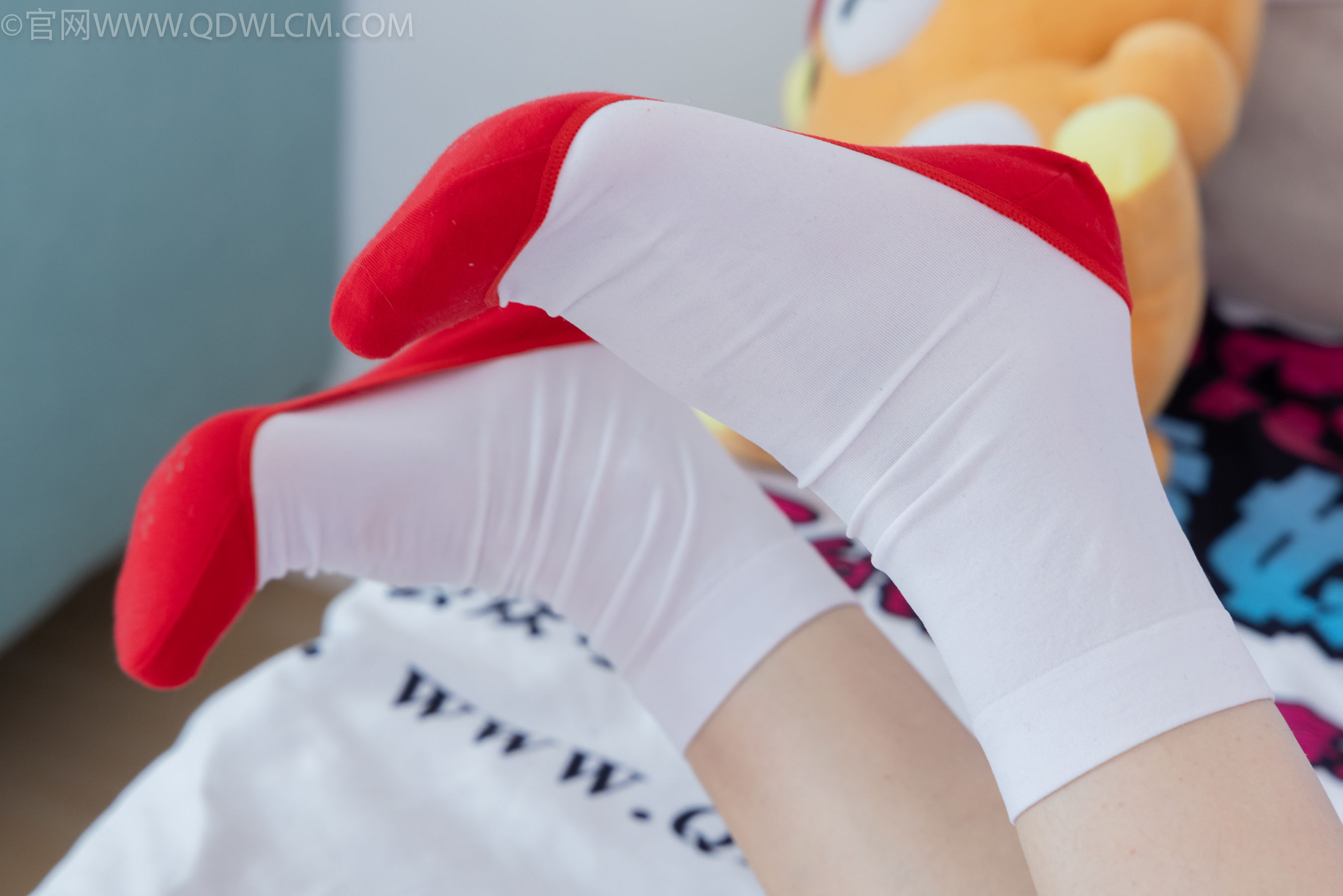 物恋传媒 No.2328 绒绒 - 汉服、布鞋、白棉袜、红色船袜/(174P)