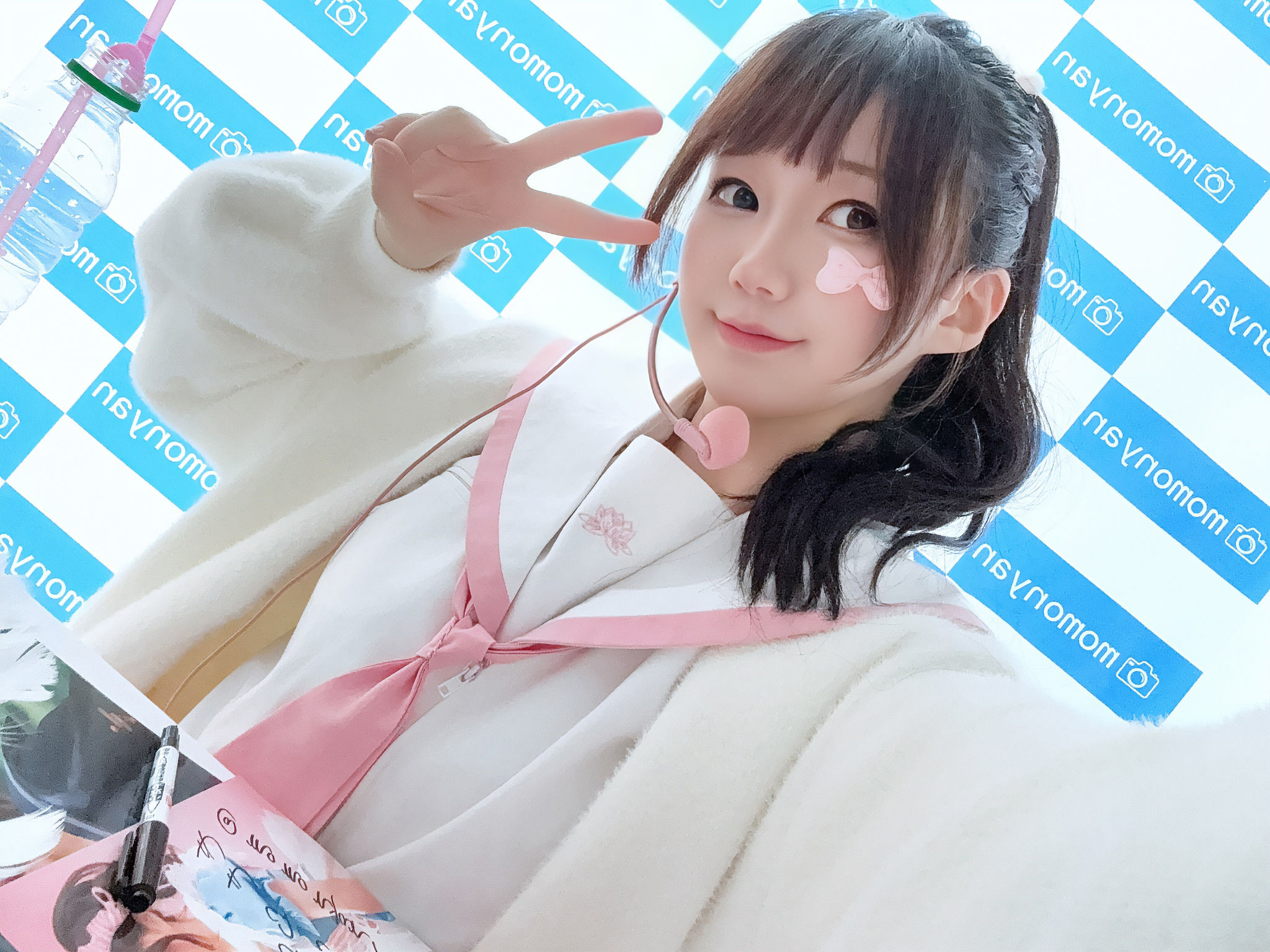 NAGISA魔物喵 [fantia] - 2025年06月 ビキニアイドルのサイン会/(57P)